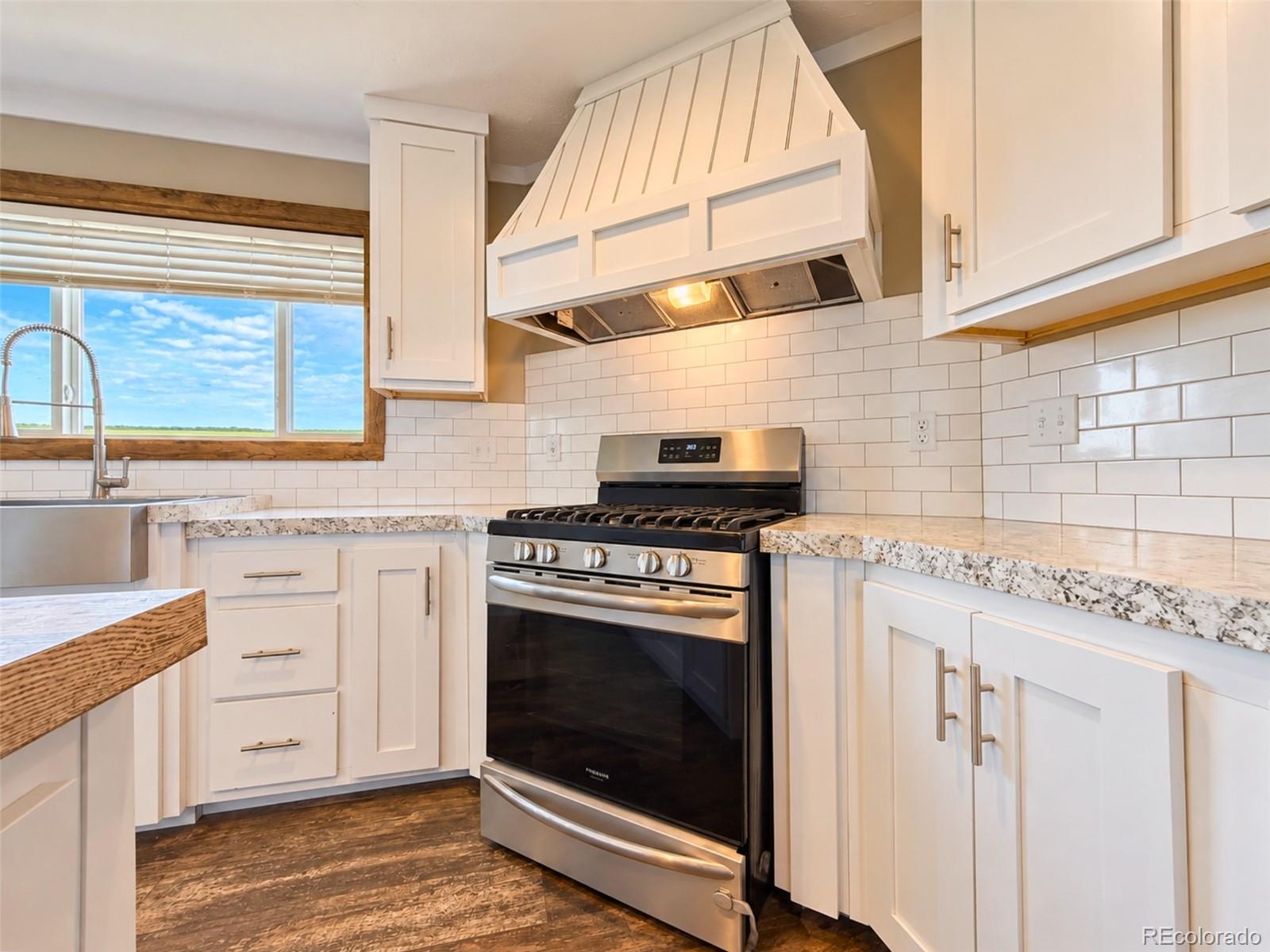 MLS Image #15 for 41657  county road 84 ,briggsdale, Colorado
