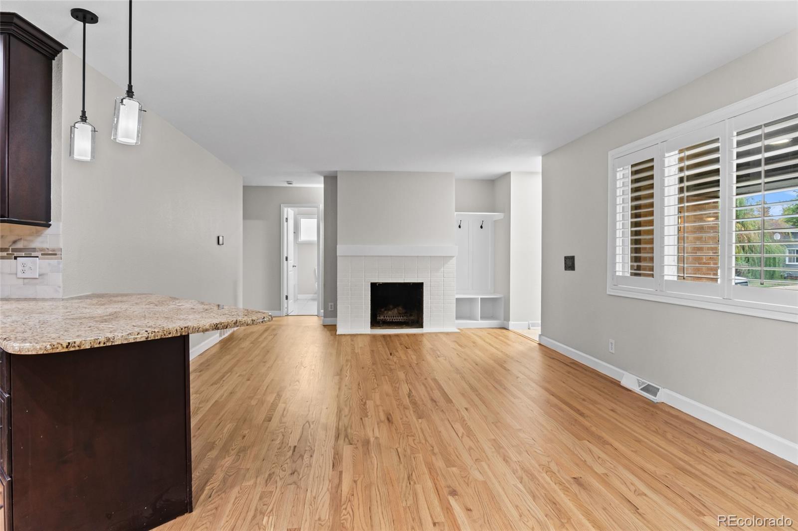 MLS Image #4 for 2845 s gilpin street,denver, Colorado