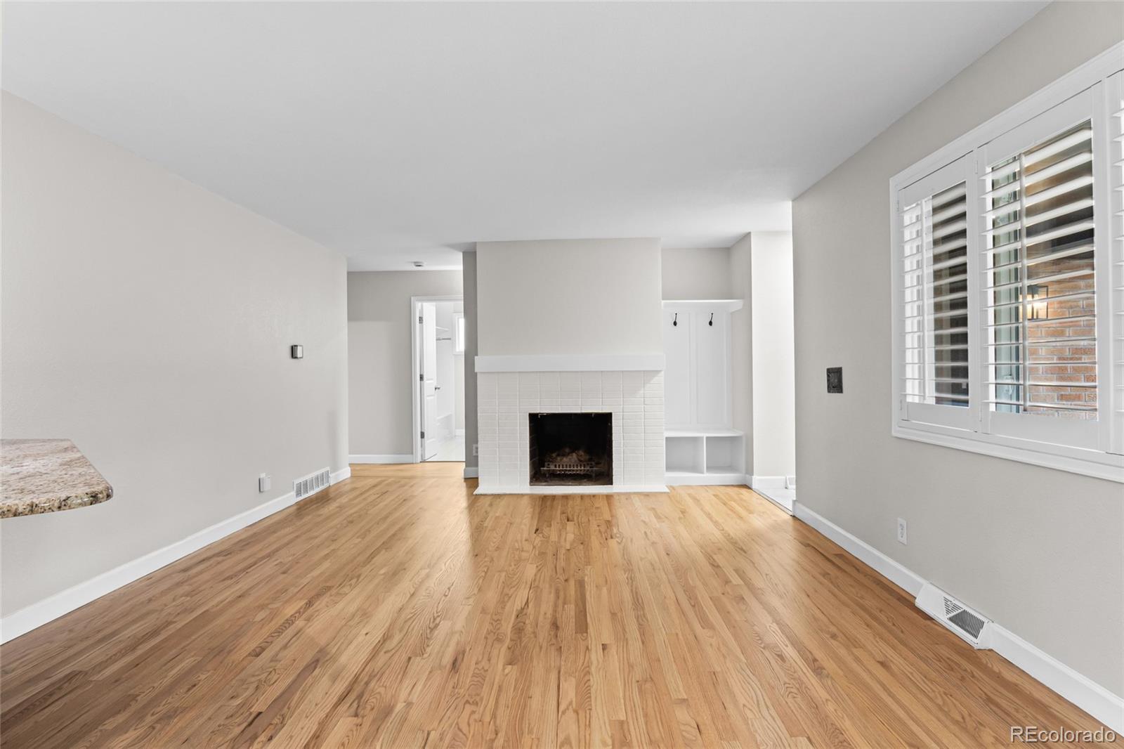 MLS Image #5 for 2845 s gilpin street,denver, Colorado