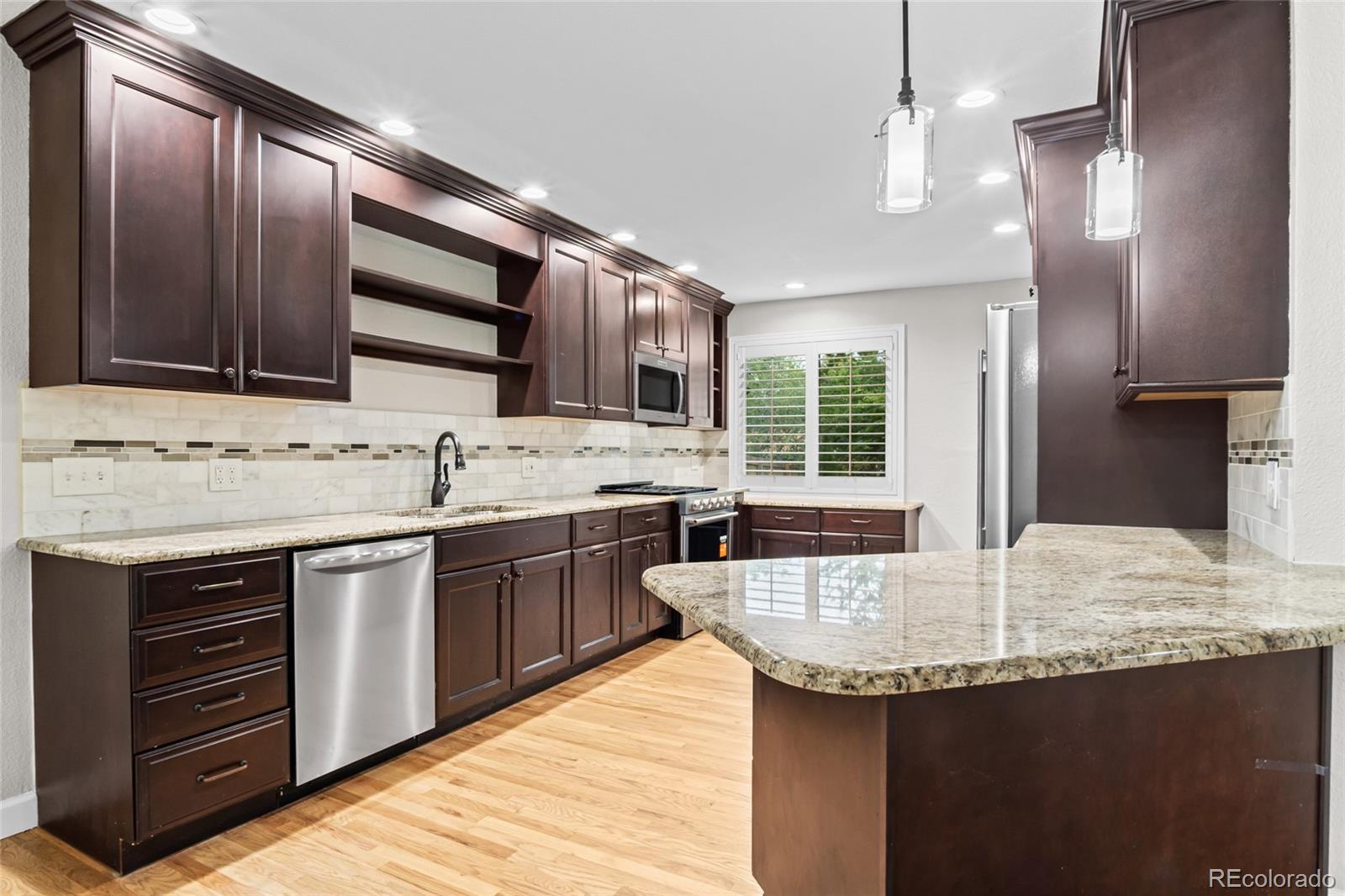MLS Image #7 for 2845 s gilpin street,denver, Colorado