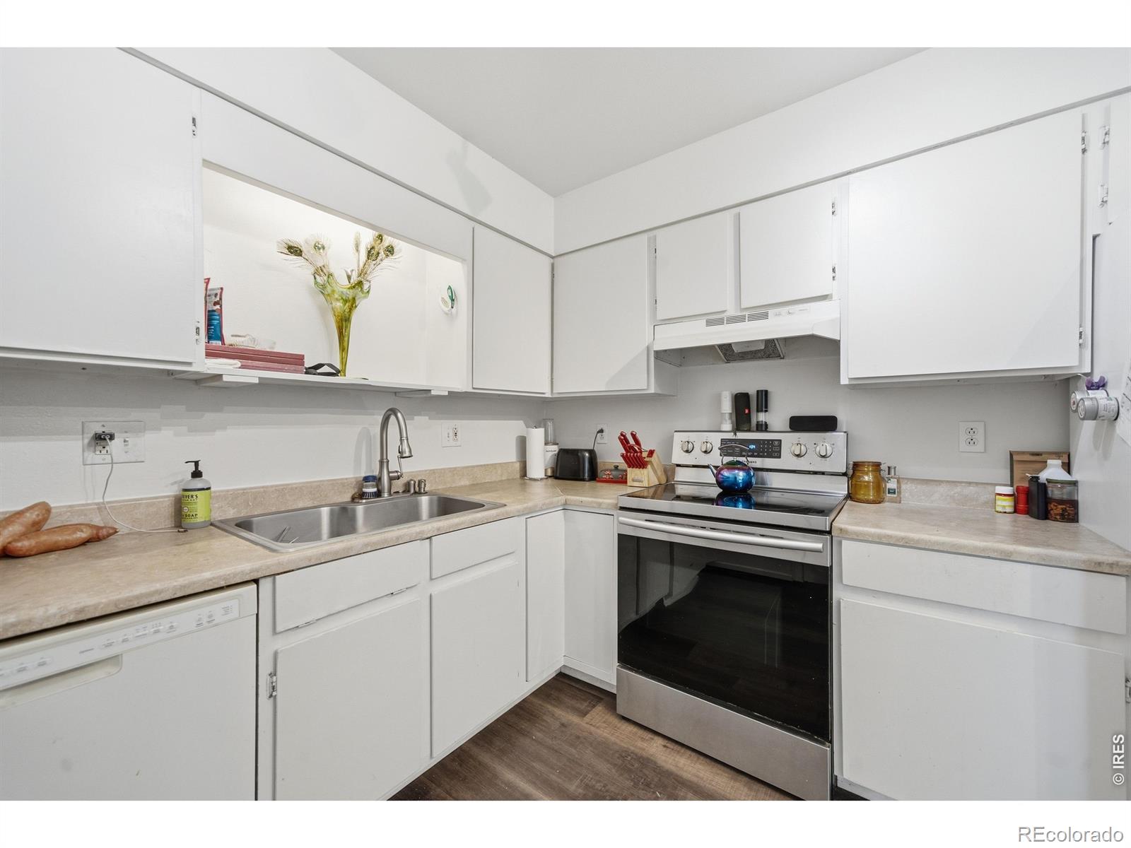 MLS Image #5 for 8201  hallett court,fort collins, Colorado