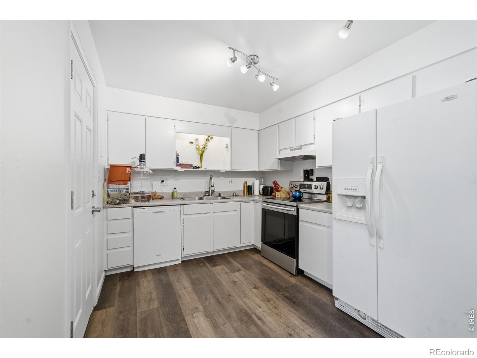 MLS Image #6 for 8201  hallett court,fort collins, Colorado