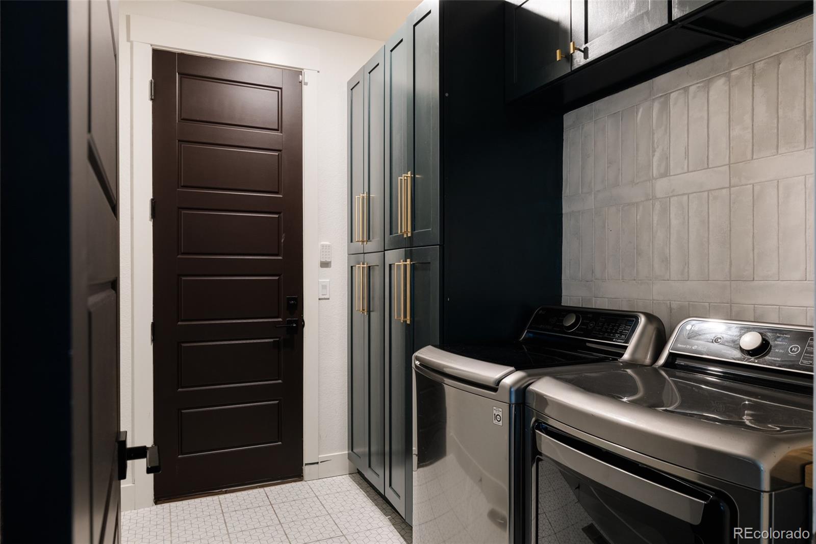 MLS Image #22 for 6327  fulton court,denver, Colorado