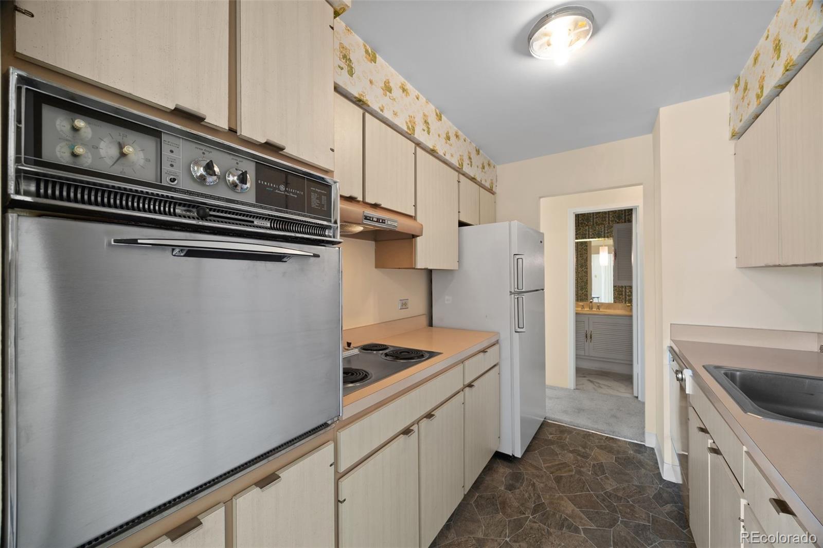 MLS Image #4 for 955  eudora street,denver, Colorado