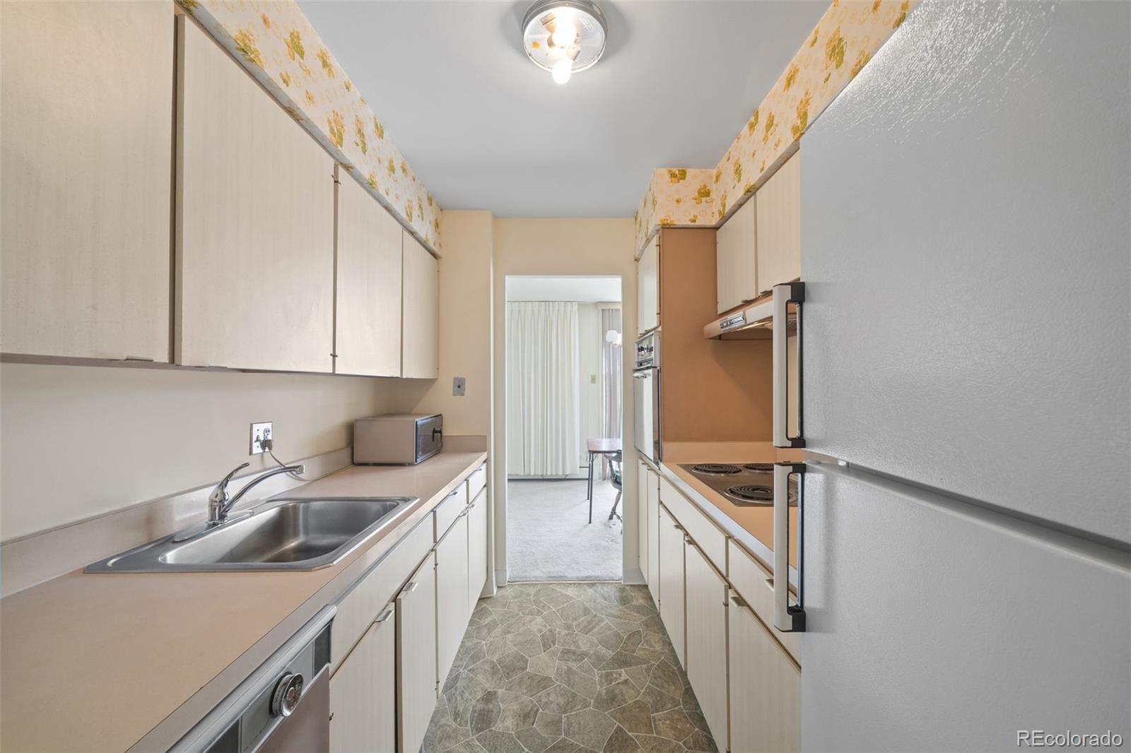 MLS Image #7 for 955  eudora street,denver, Colorado