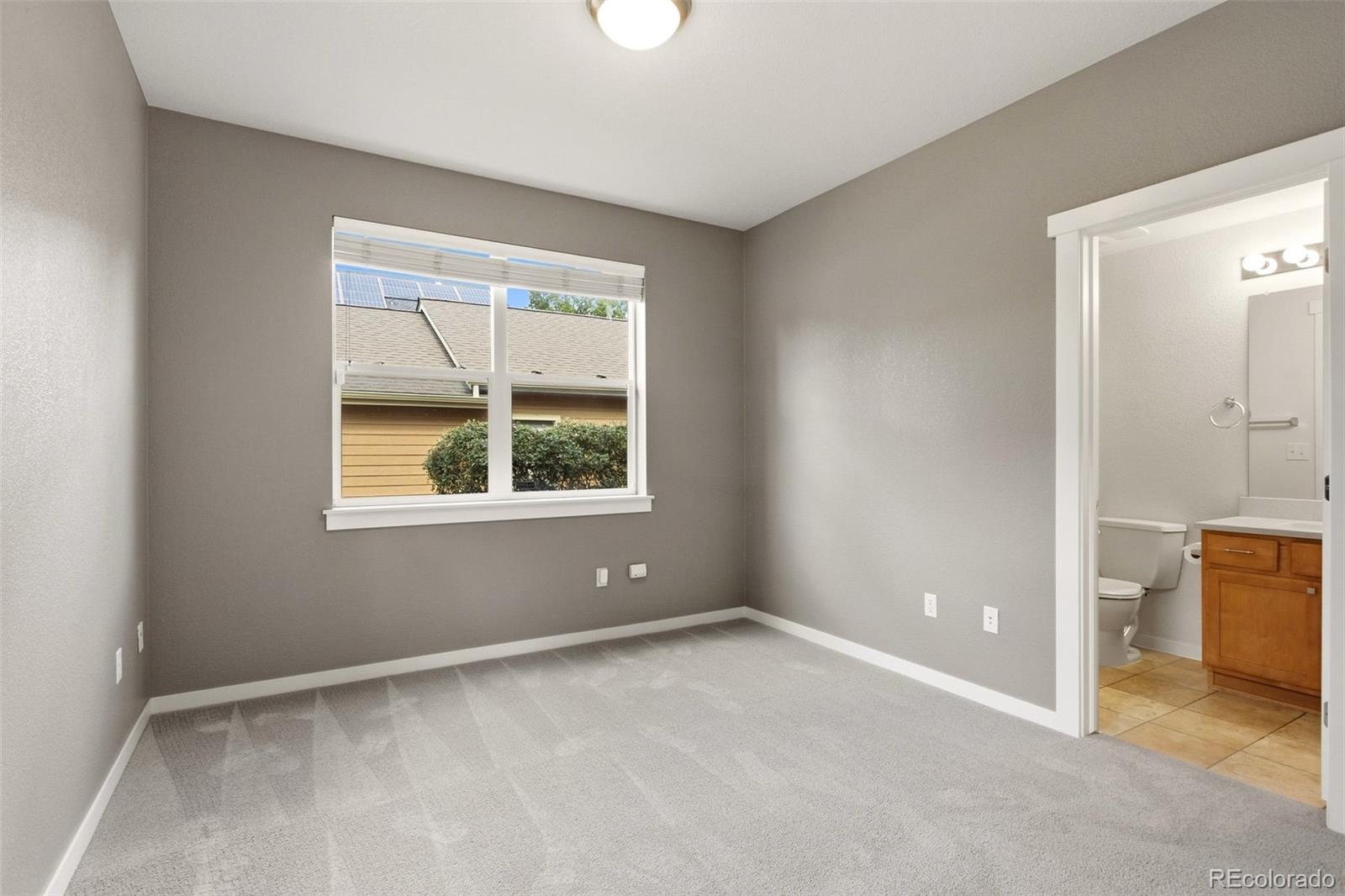 MLS Image #20 for 9901 e 26th avenue,denver, Colorado