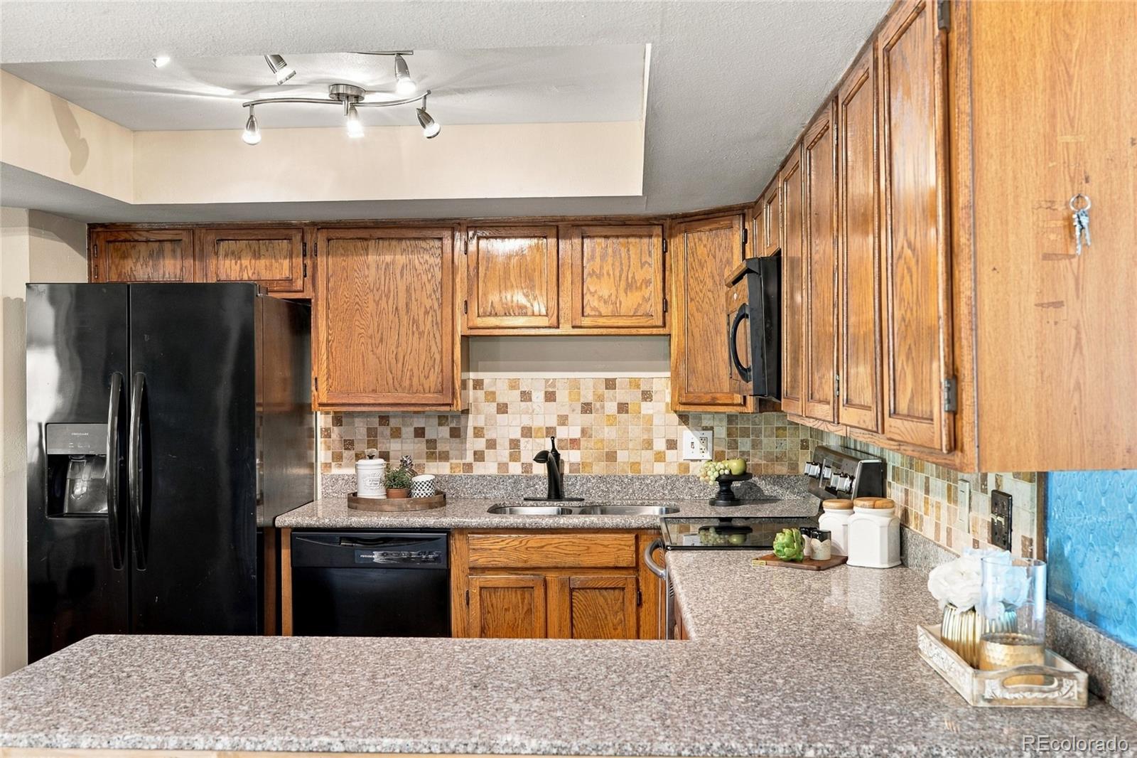 MLS Image #9 for 8249  chase drive,arvada, Colorado