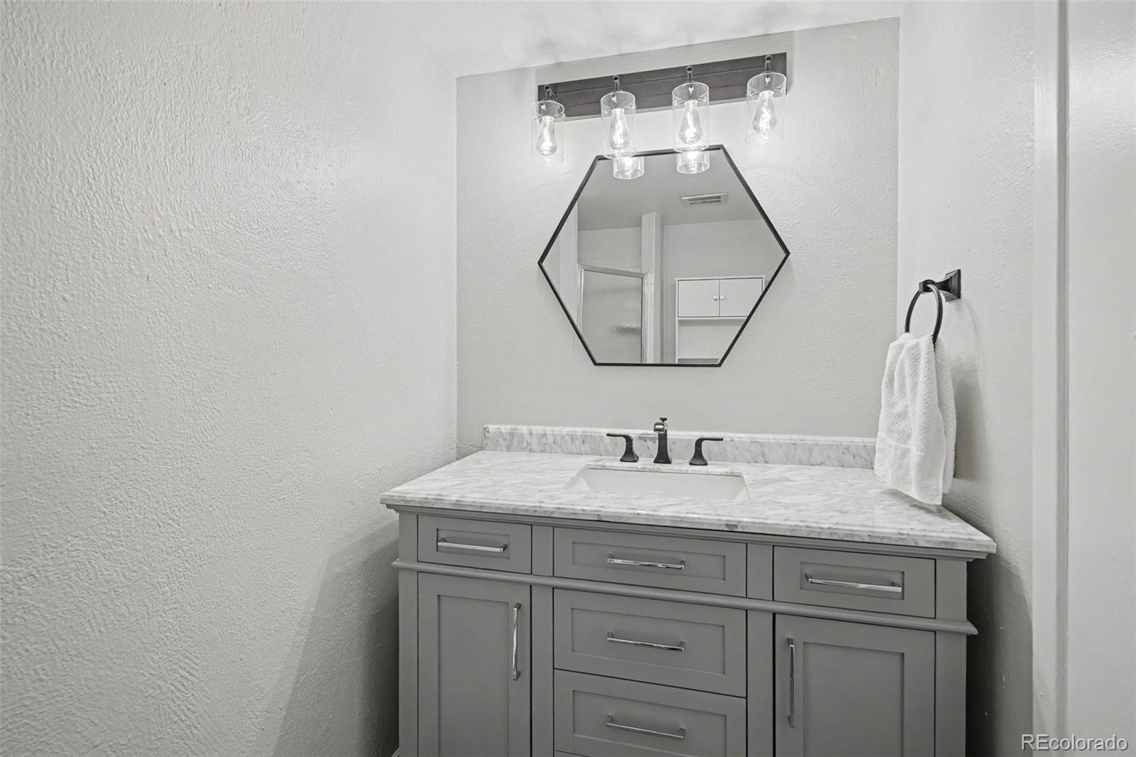 MLS Image #14 for 3343 s monaco street parkway,denver, Colorado
