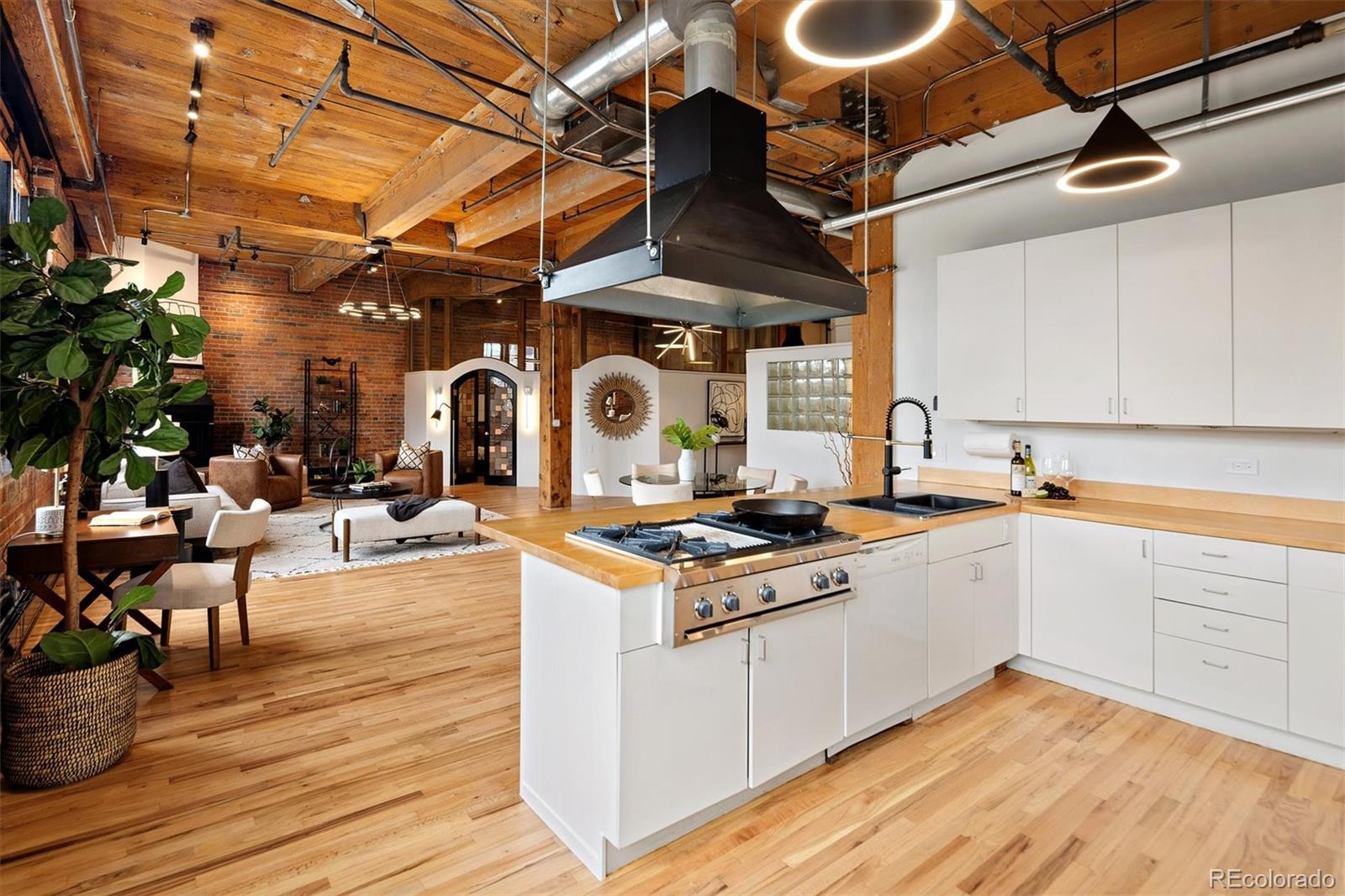 MLS Image #12 for 1616  14th street,denver, Colorado