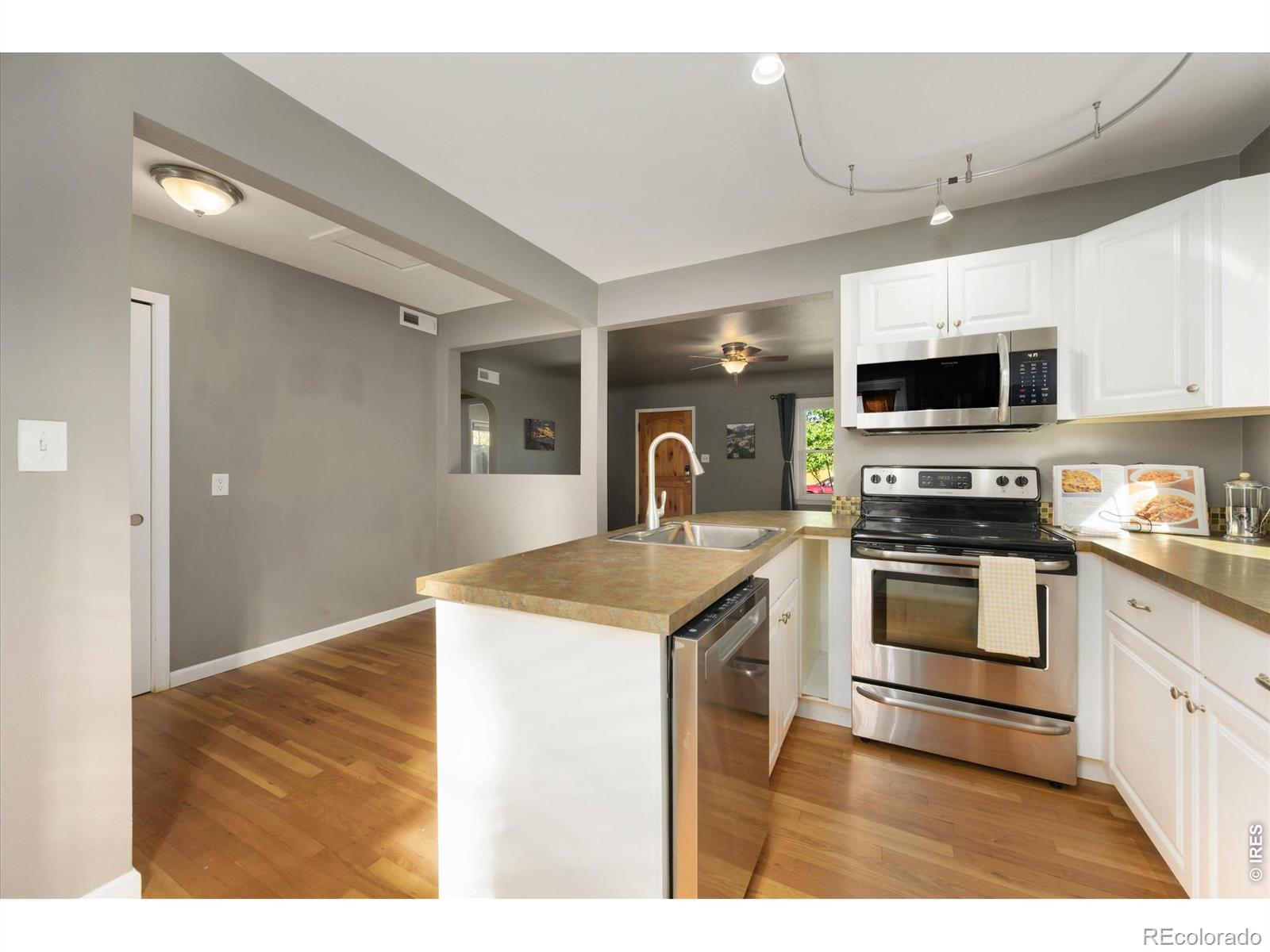 MLS Image #10 for 1317  arthur avenue,loveland, Colorado