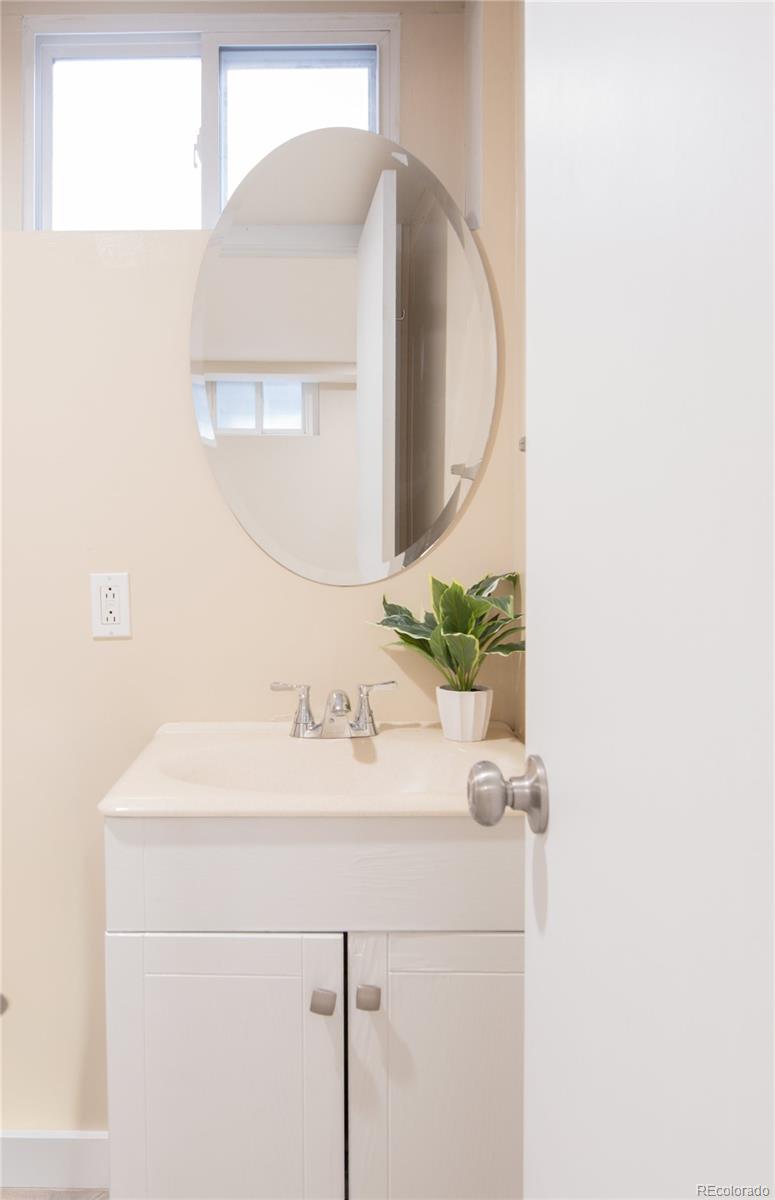MLS Image #29 for 1011  adams street,denver, Colorado