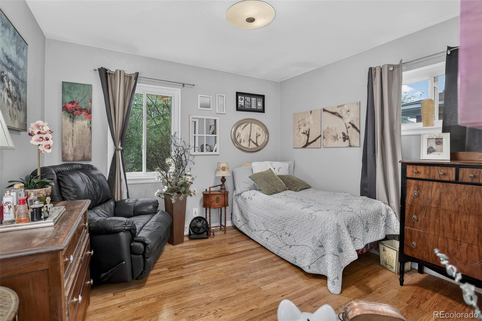 MLS Image #19 for 647 w valleyview avenue,littleton, Colorado
