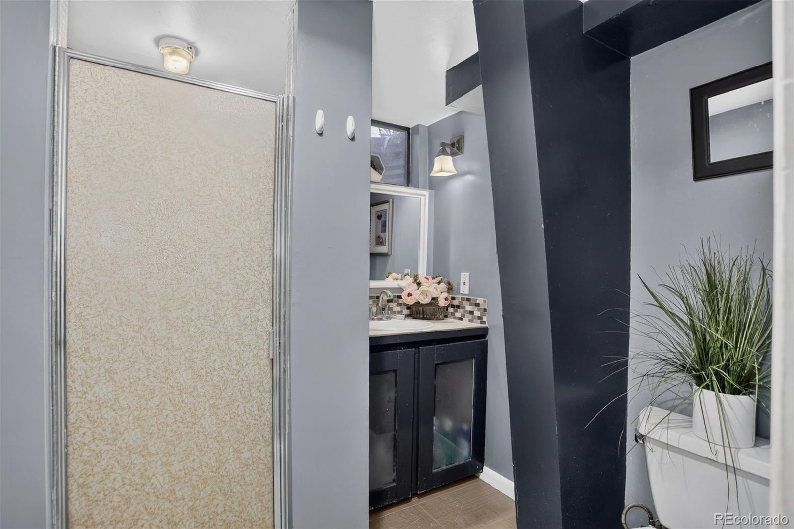 MLS Image #32 for 647 w valleyview avenue,littleton, Colorado