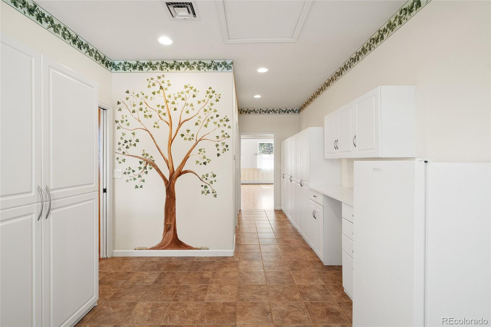 MLS Image #13 for 7799 s dudley street,littleton, Colorado