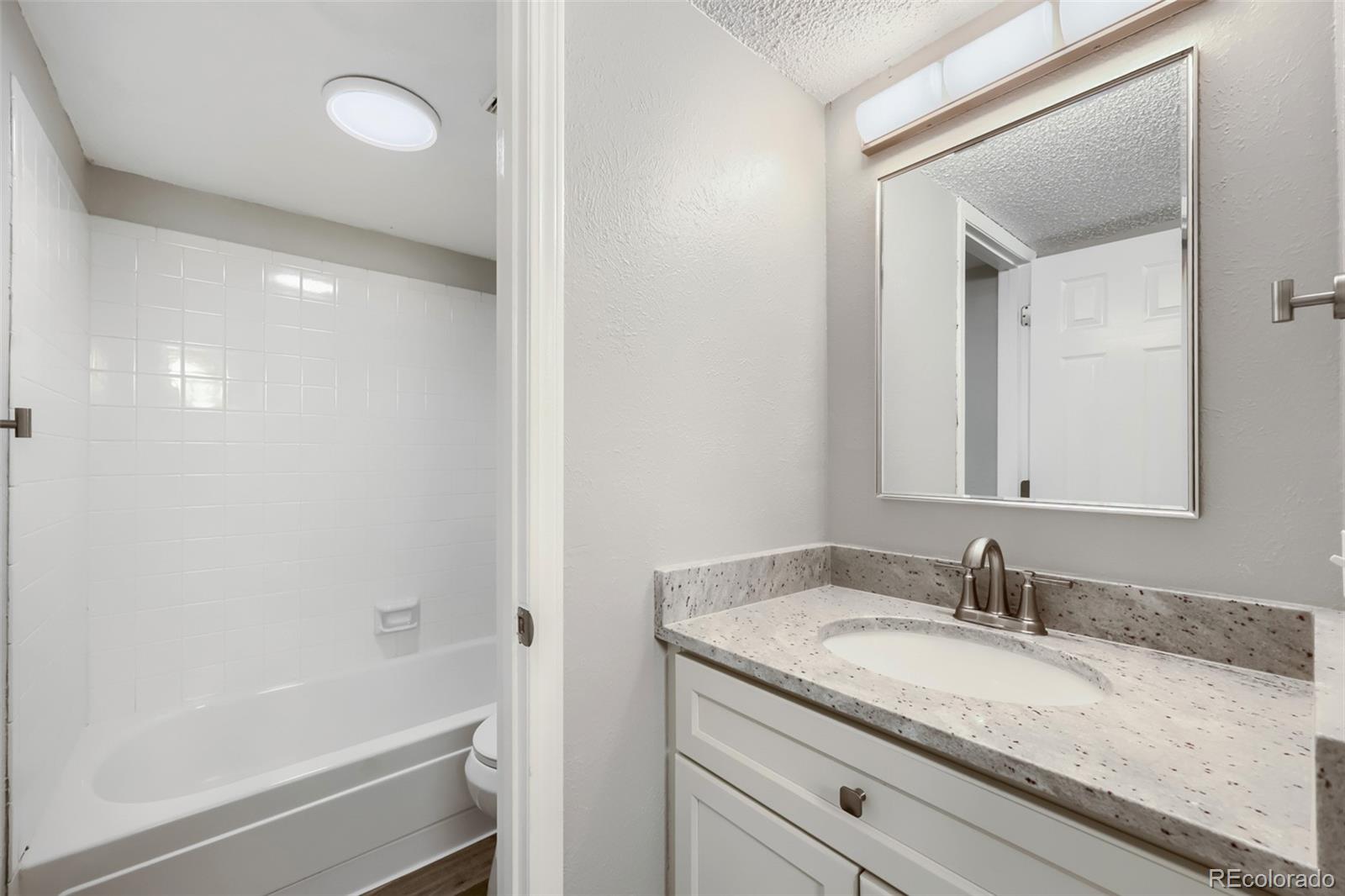 MLS Image #16 for 7395 e eastman avenue,denver, Colorado