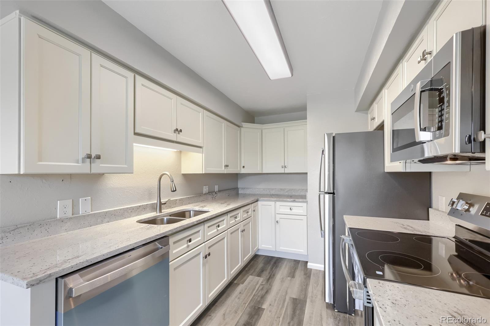 MLS Image #5 for 7395 e eastman avenue,denver, Colorado