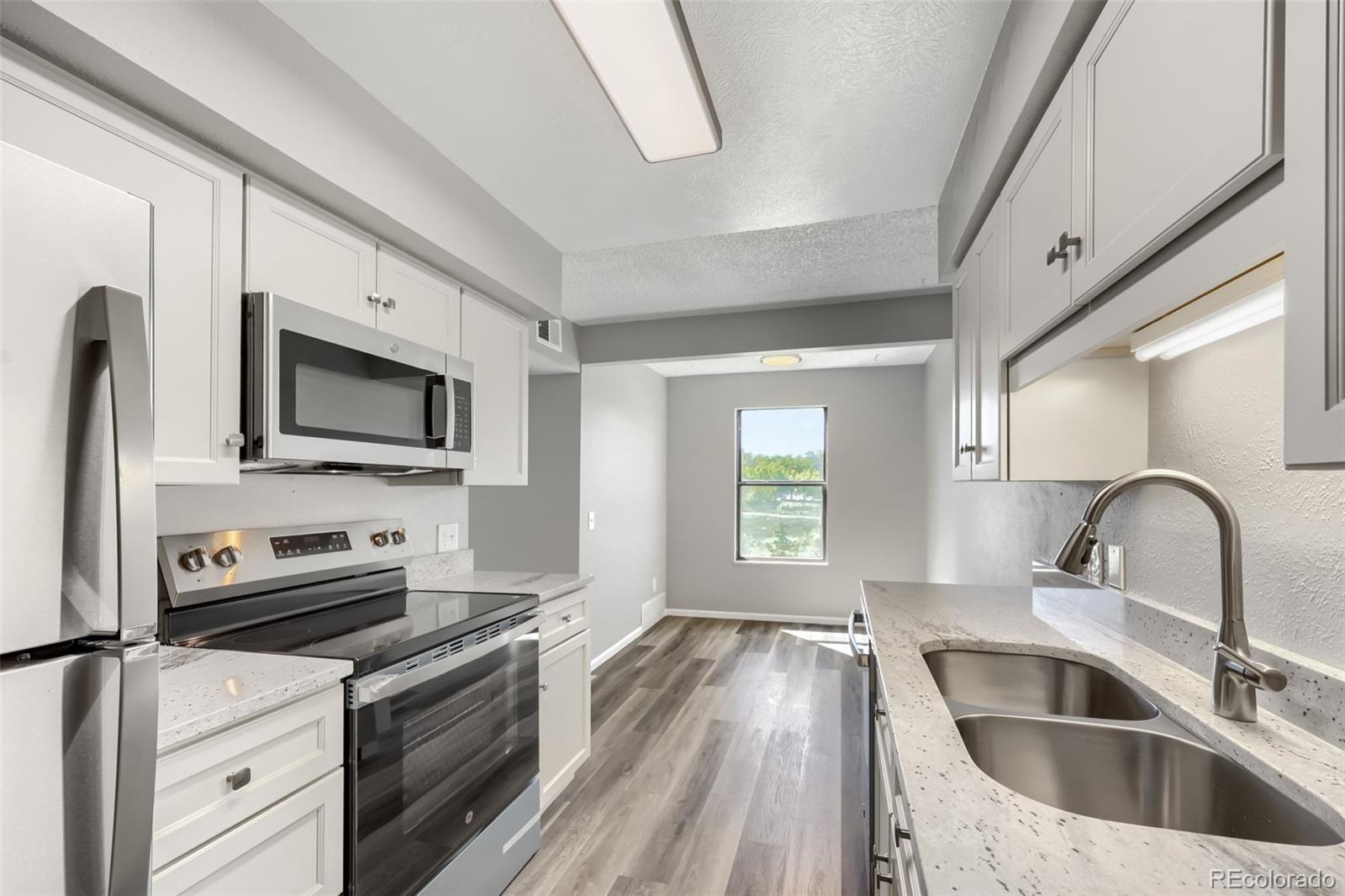 MLS Image #7 for 7395 e eastman avenue,denver, Colorado