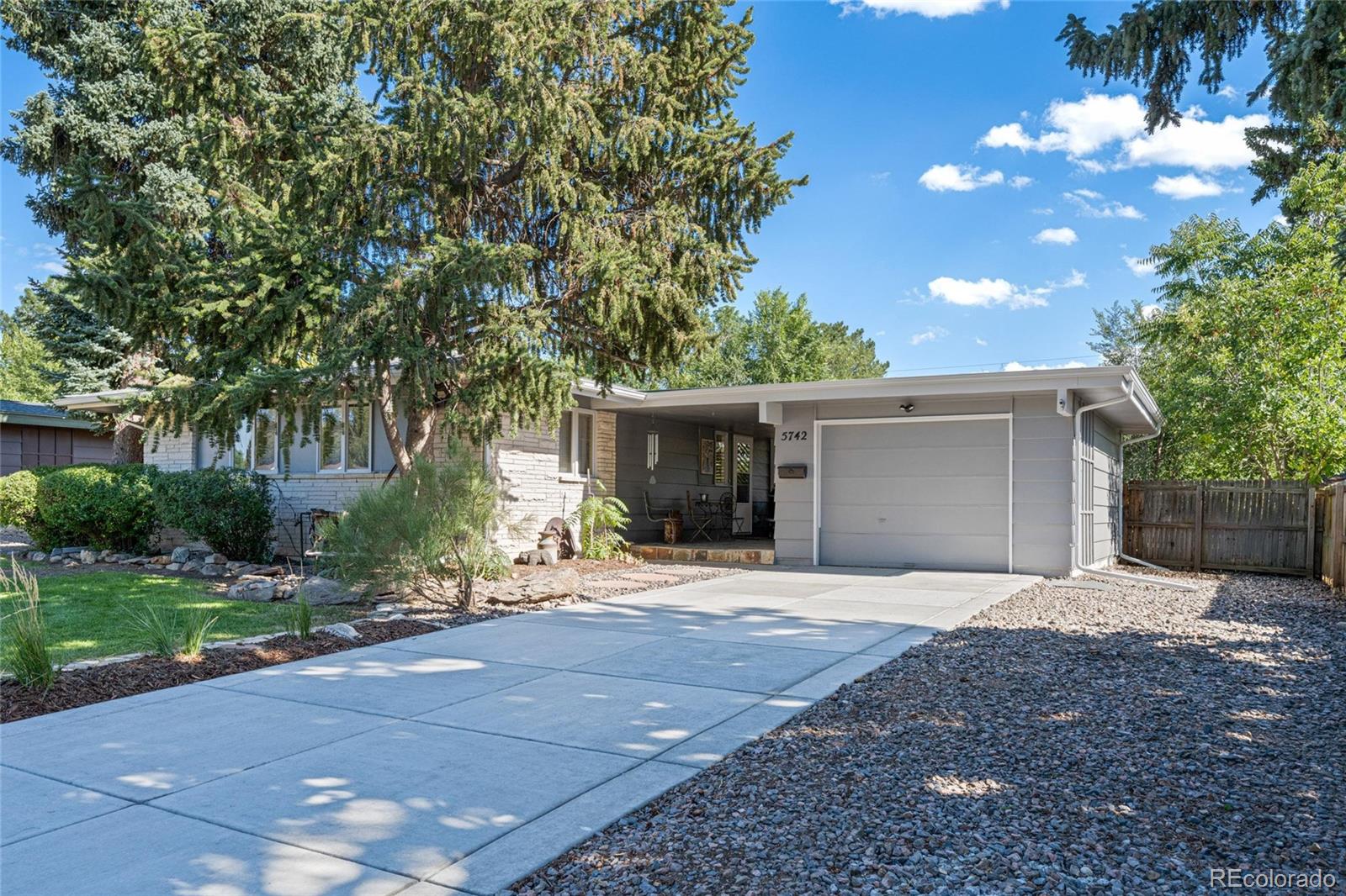 MLS Image #1 for 5742 w chestnut avenue,littleton, Colorado