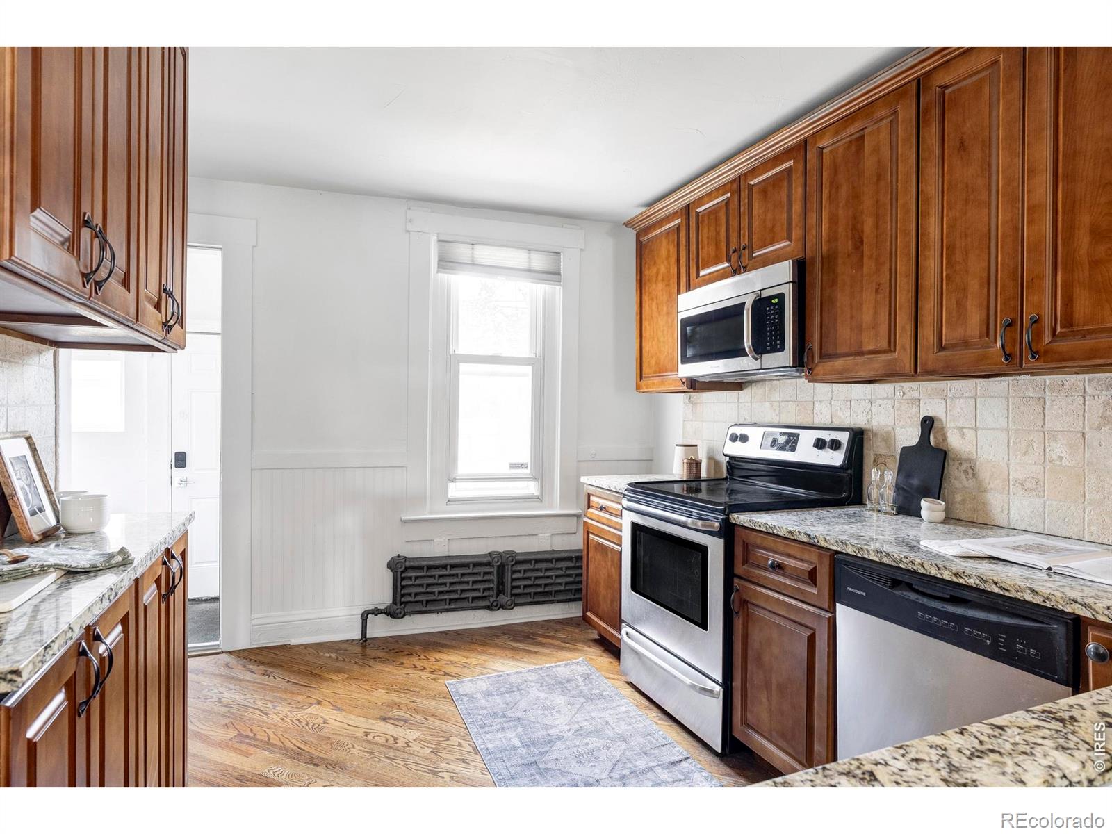 MLS Image #10 for 3534 n york street,denver, Colorado