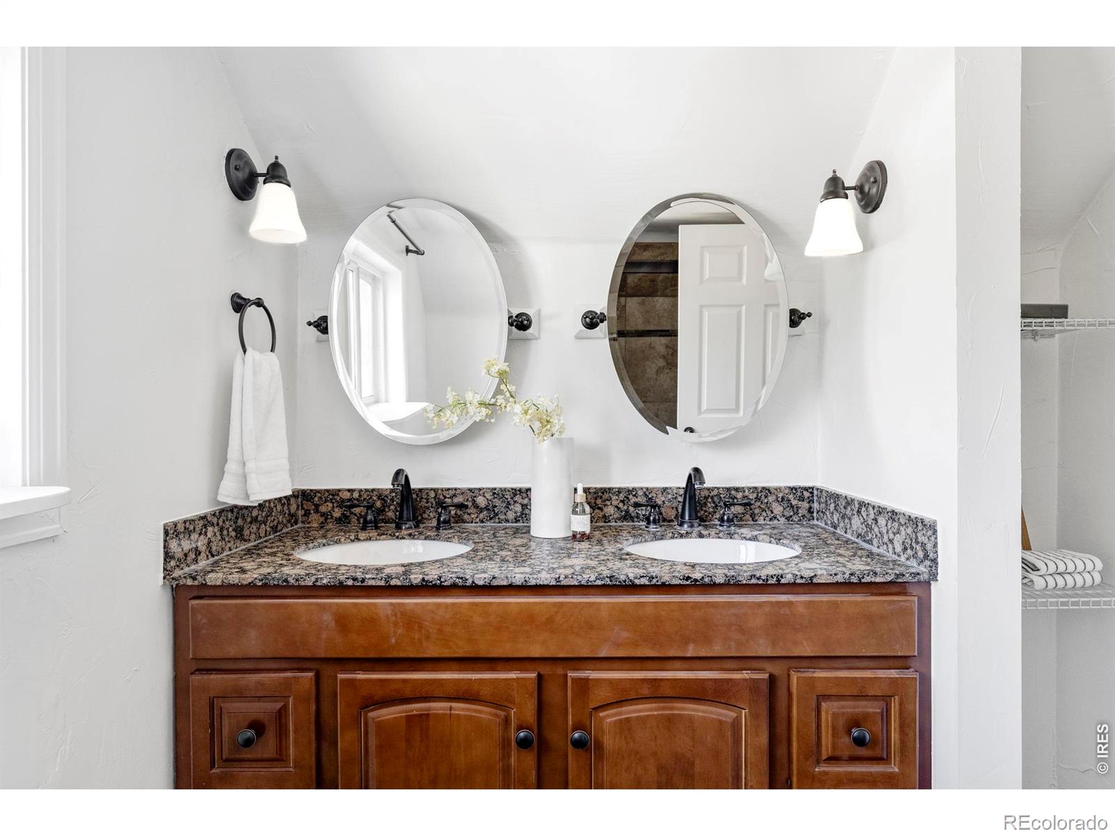 MLS Image #18 for 3534 n york street,denver, Colorado