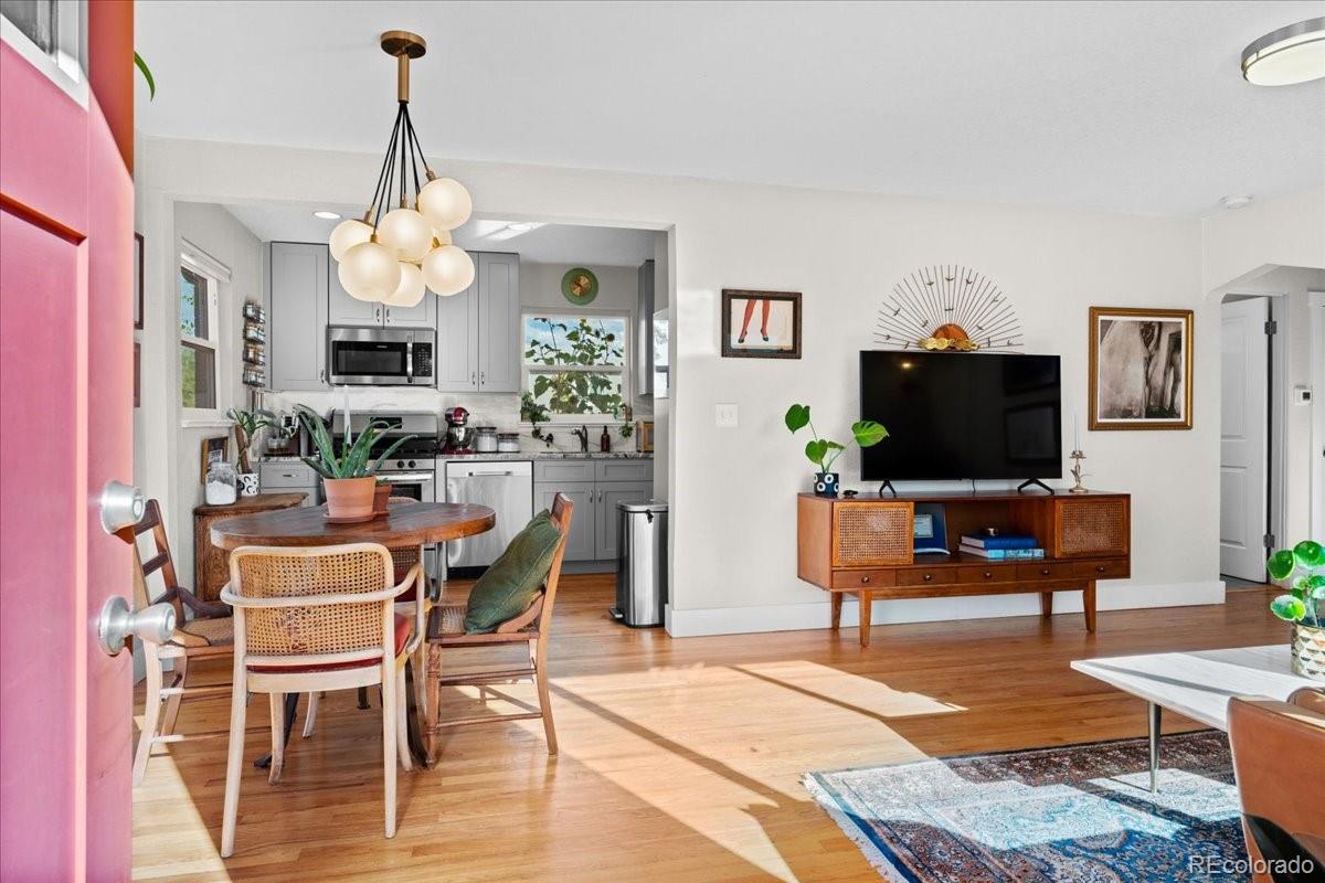 MLS Image #14 for 5194 e 33rd avenue,denver, Colorado