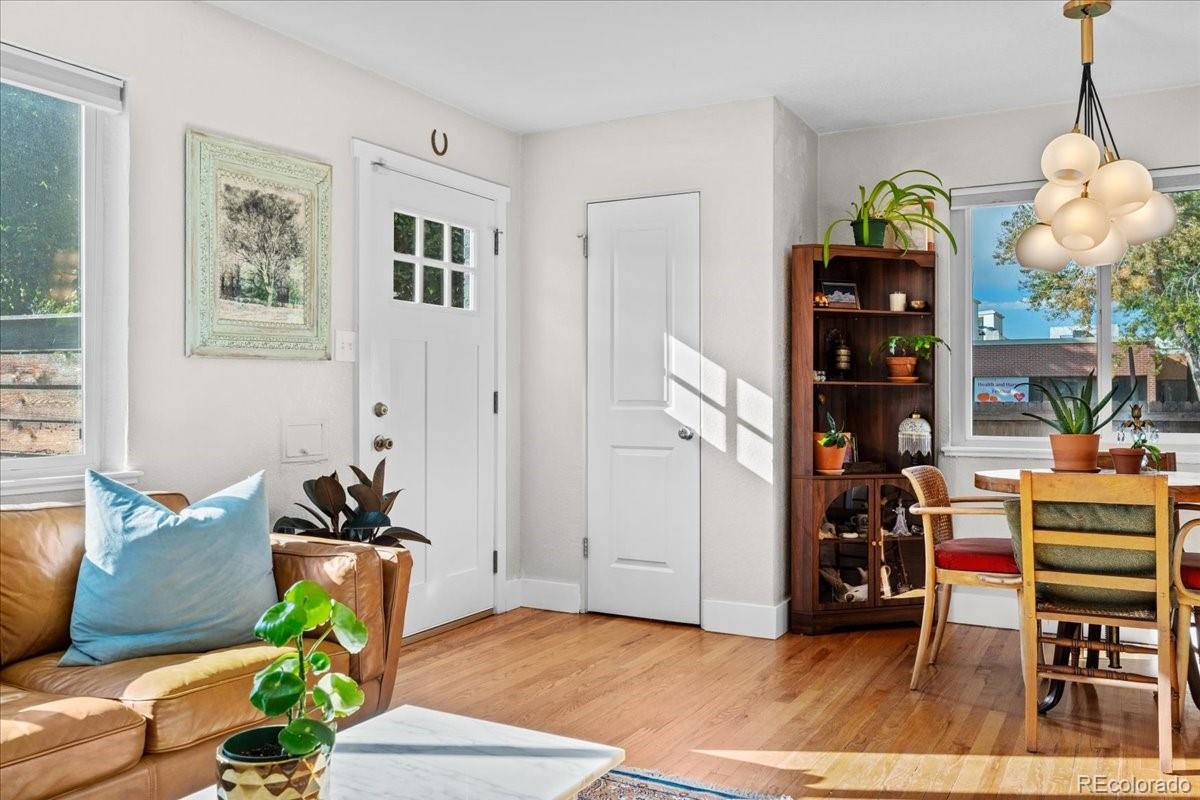 MLS Image #16 for 5194 e 33rd avenue,denver, Colorado