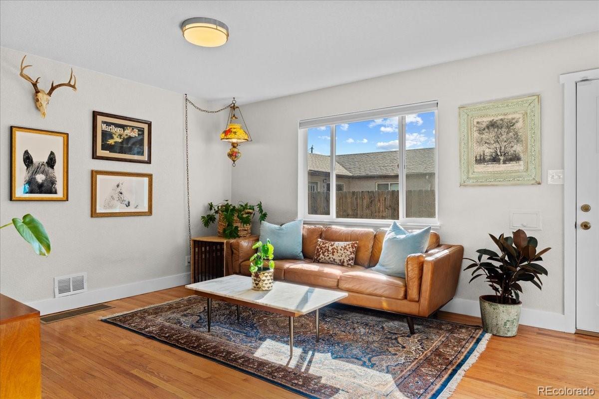 MLS Image #18 for 5194 e 33rd avenue,denver, Colorado