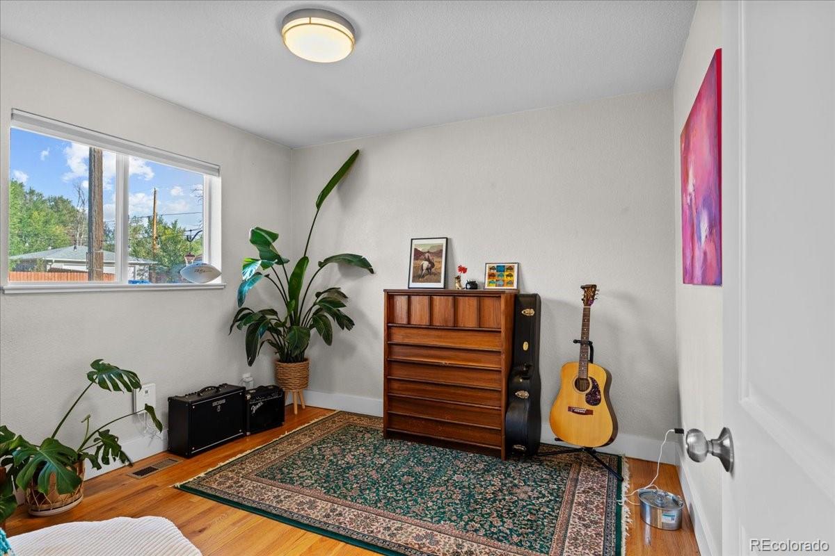 MLS Image #33 for 5194 e 33rd avenue,denver, Colorado