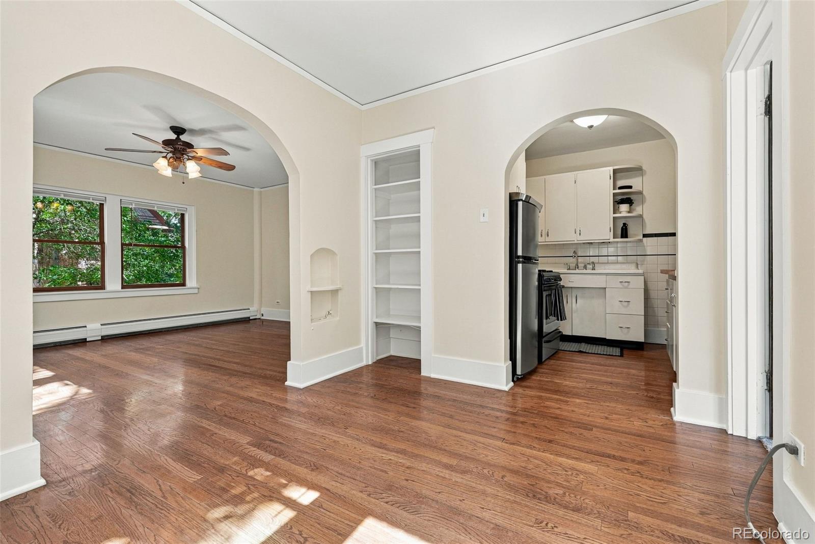 MLS Image #4 for 1550 n high street 1,denver, Colorado