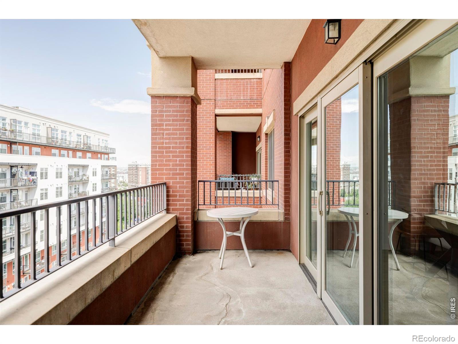MLS Image #11 for 1950 n logan street,denver, Colorado