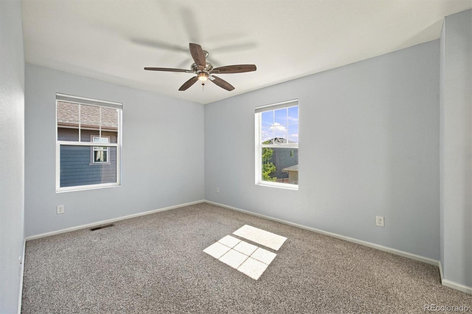 MLS Image #17 for 11460 e 26th avenue,aurora, Colorado