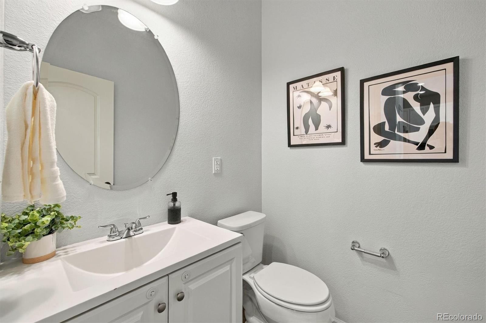 MLS Image #24 for 11460 e 26th avenue,aurora, Colorado