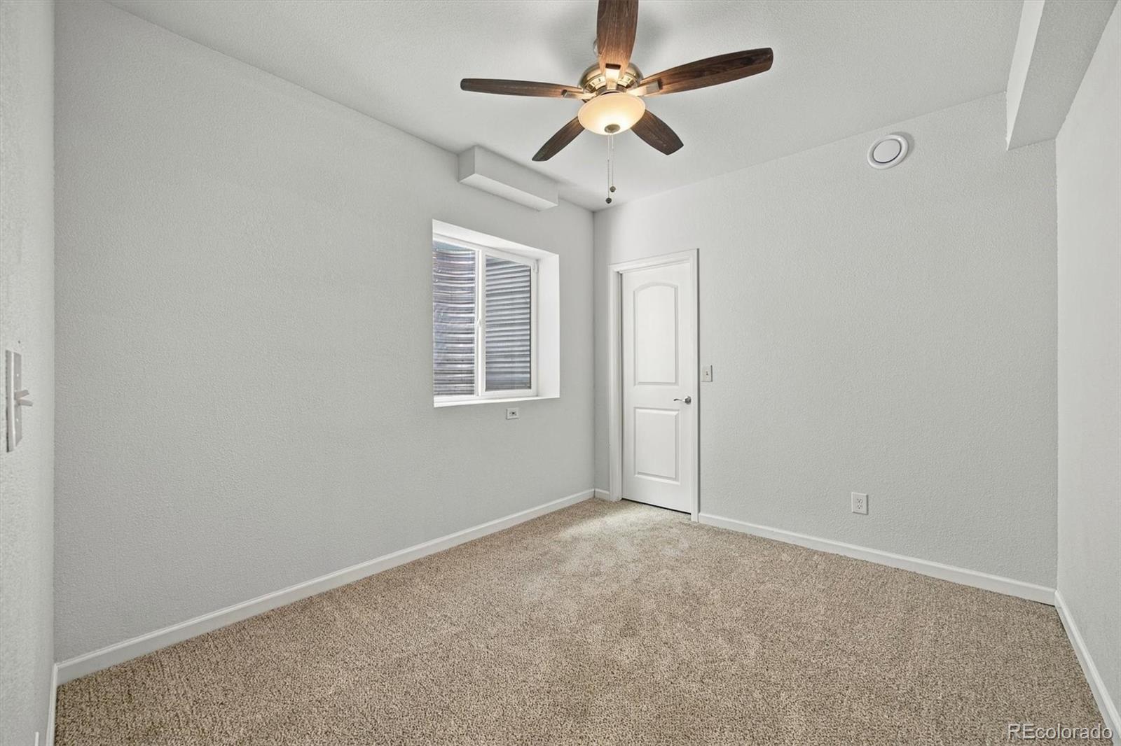 MLS Image #27 for 11460 e 26th avenue,aurora, Colorado
