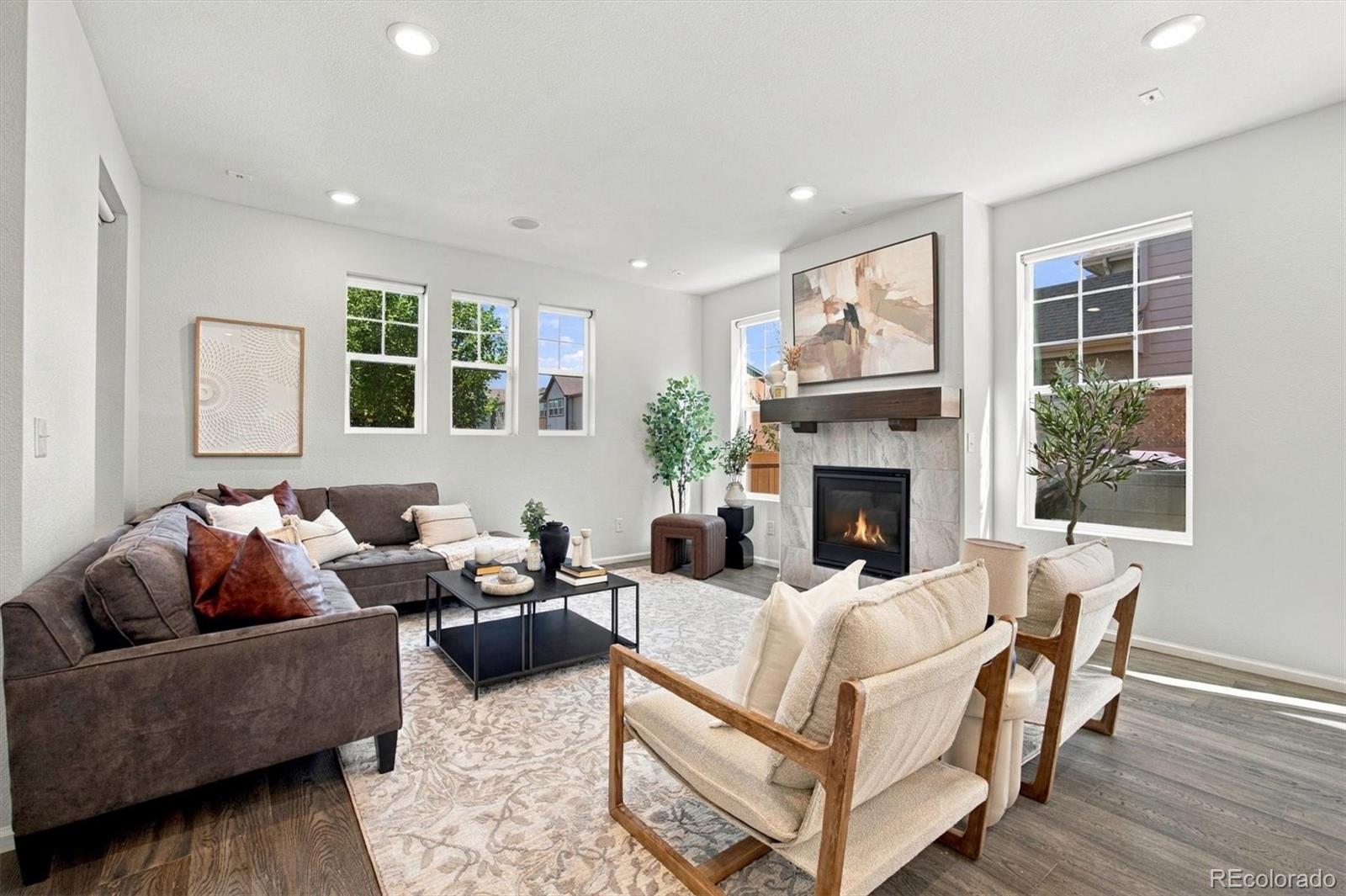 MLS Image #5 for 11460 e 26th avenue,aurora, Colorado