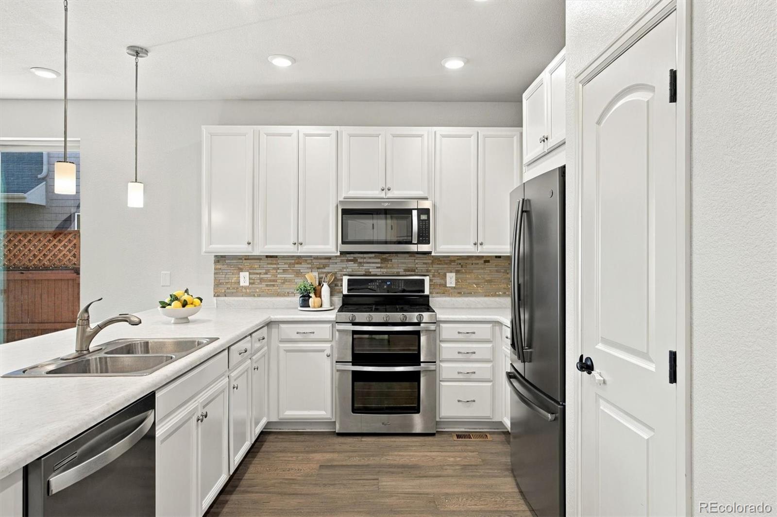 MLS Image #8 for 11460 e 26th avenue,aurora, Colorado