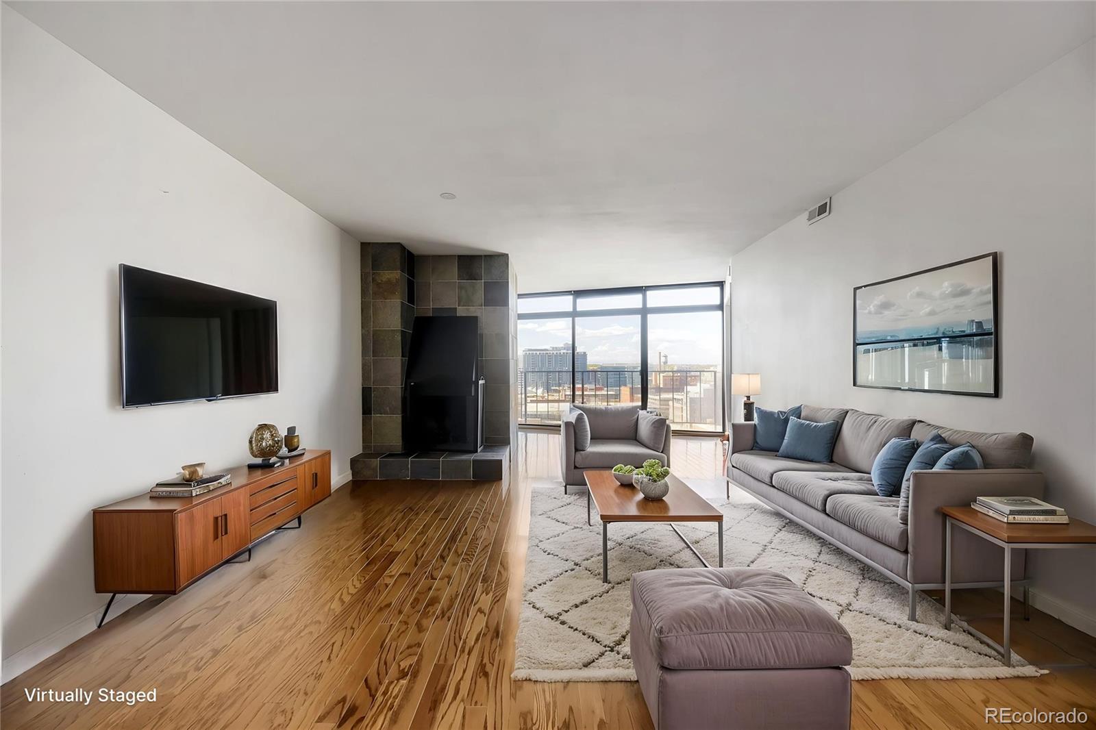 MLS Image #3 for 1777  larimer street 1203,denver, Colorado