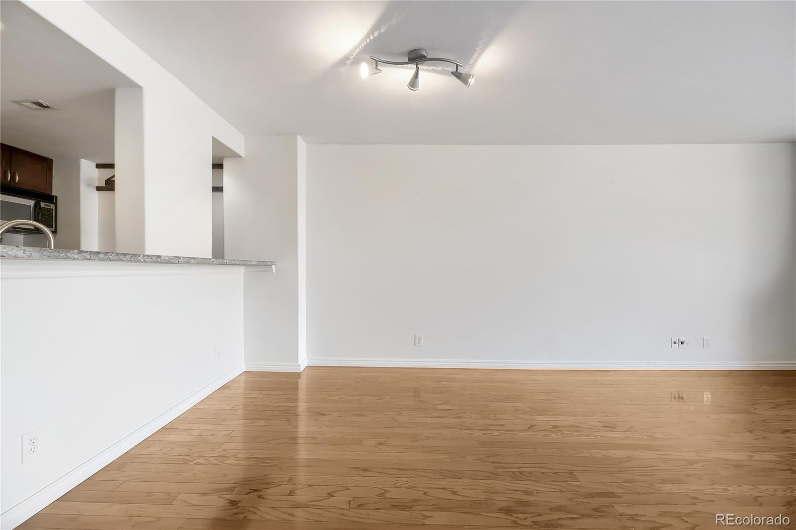 MLS Image #6 for 1777  larimer street 1203,denver, Colorado