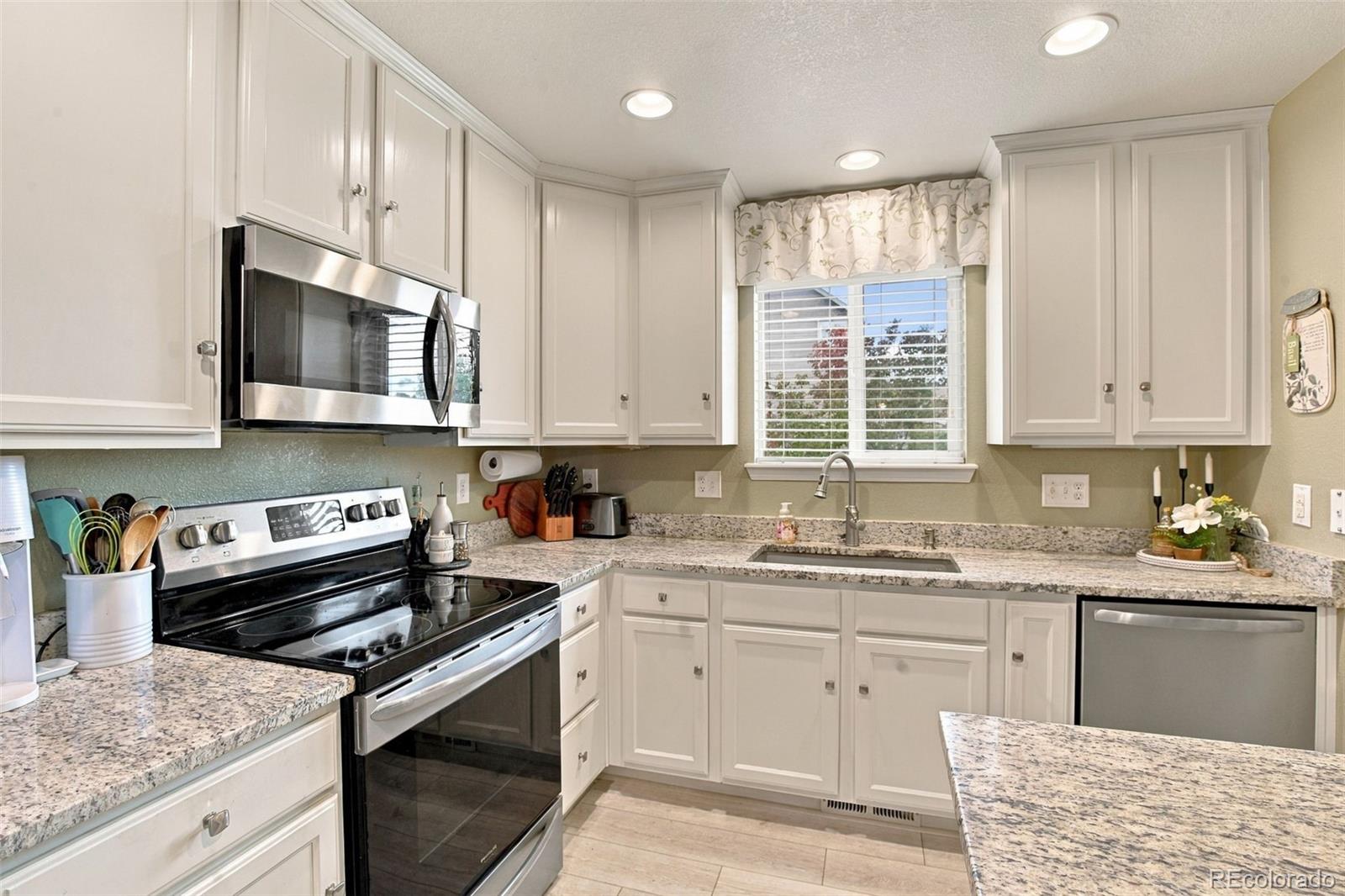 MLS Image #17 for 3528  nez perce trail,castle rock, Colorado