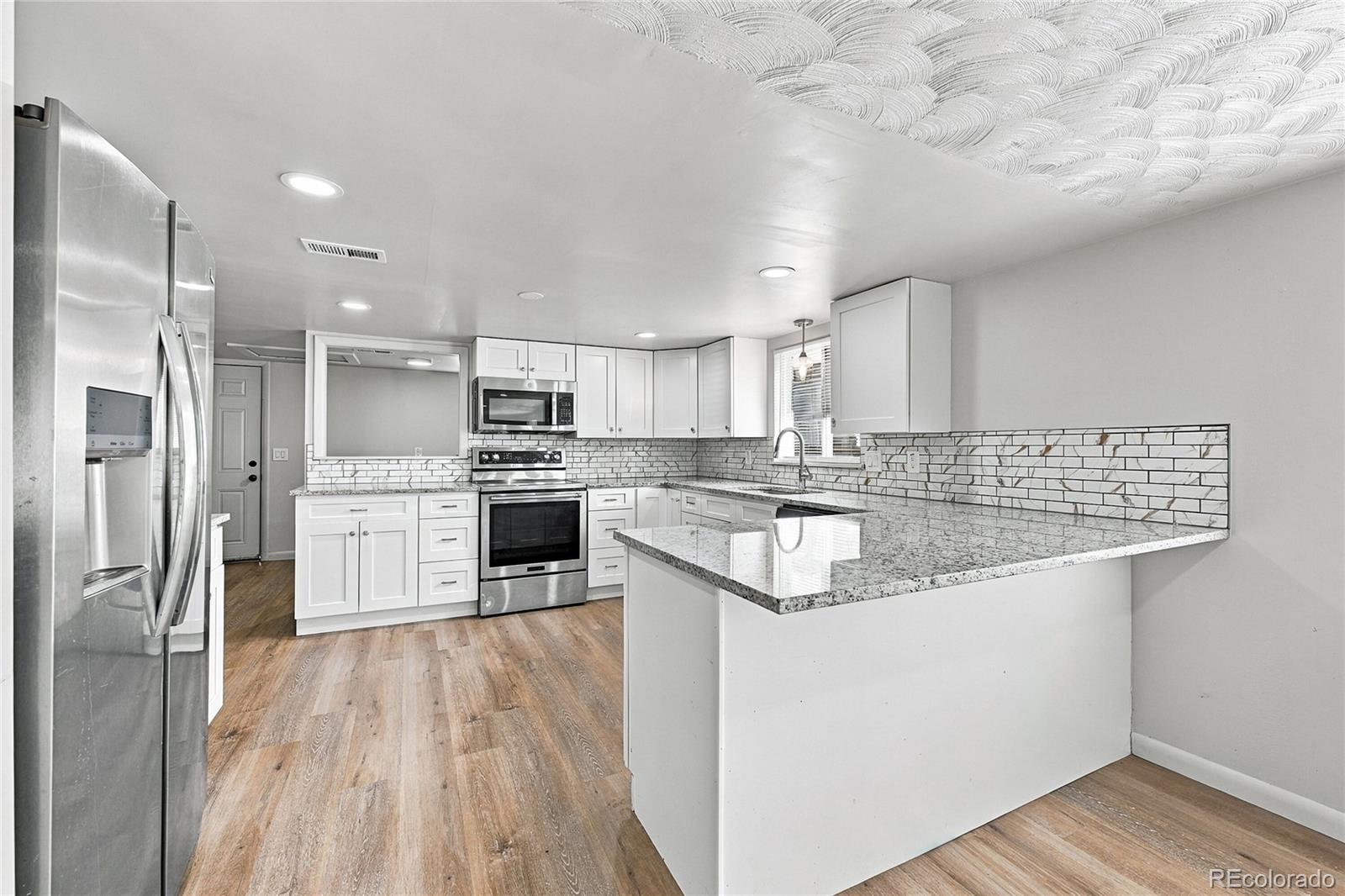 MLS Image #6 for 258 s sherman street,byers, Colorado