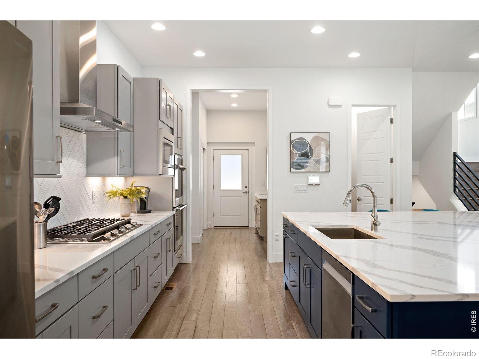 MLS Image #15 for 6295  fulton court,denver, Colorado