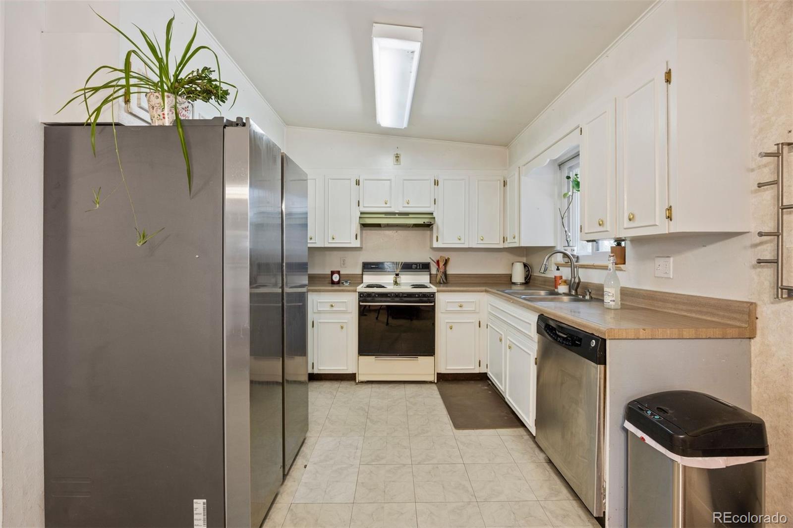 MLS Image #7 for 8375  elati street,denver, Colorado