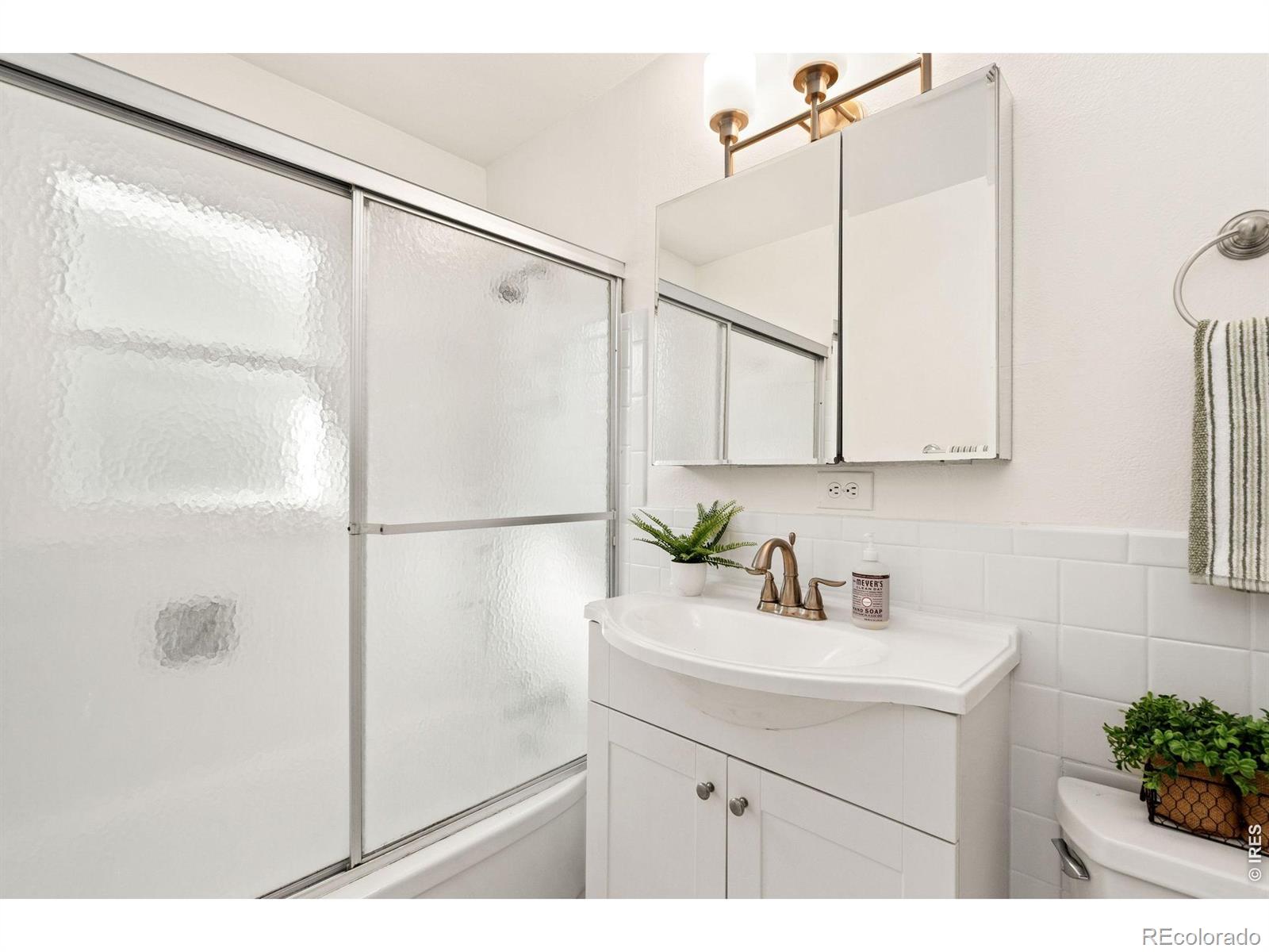 MLS Image #11 for 609 e coy drive,fort collins, Colorado