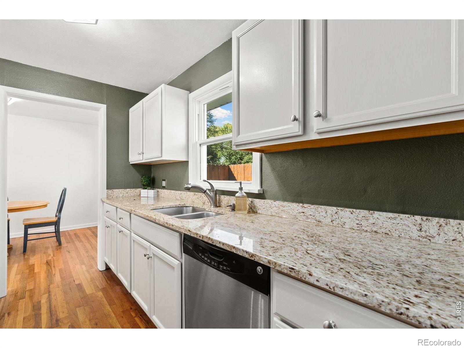 MLS Image #9 for 609 e coy drive,fort collins, Colorado
