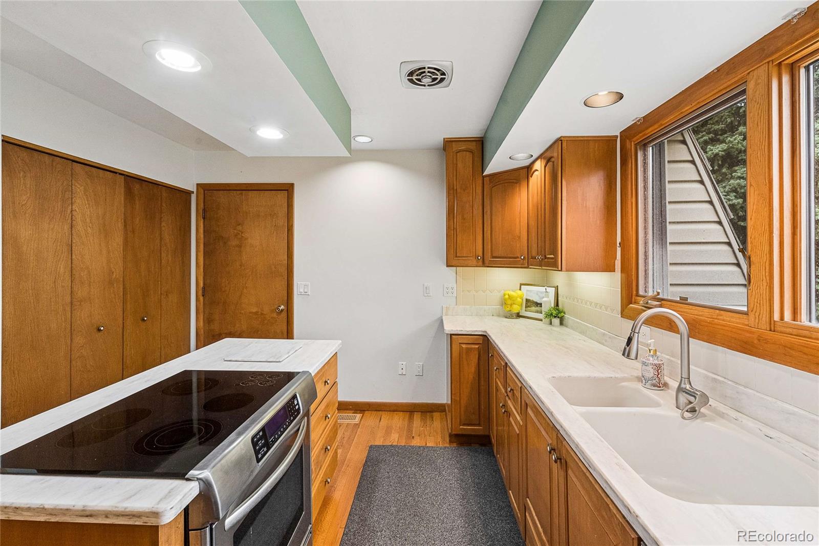 MLS Image #17 for 32  douglas drive,broomfield, Colorado