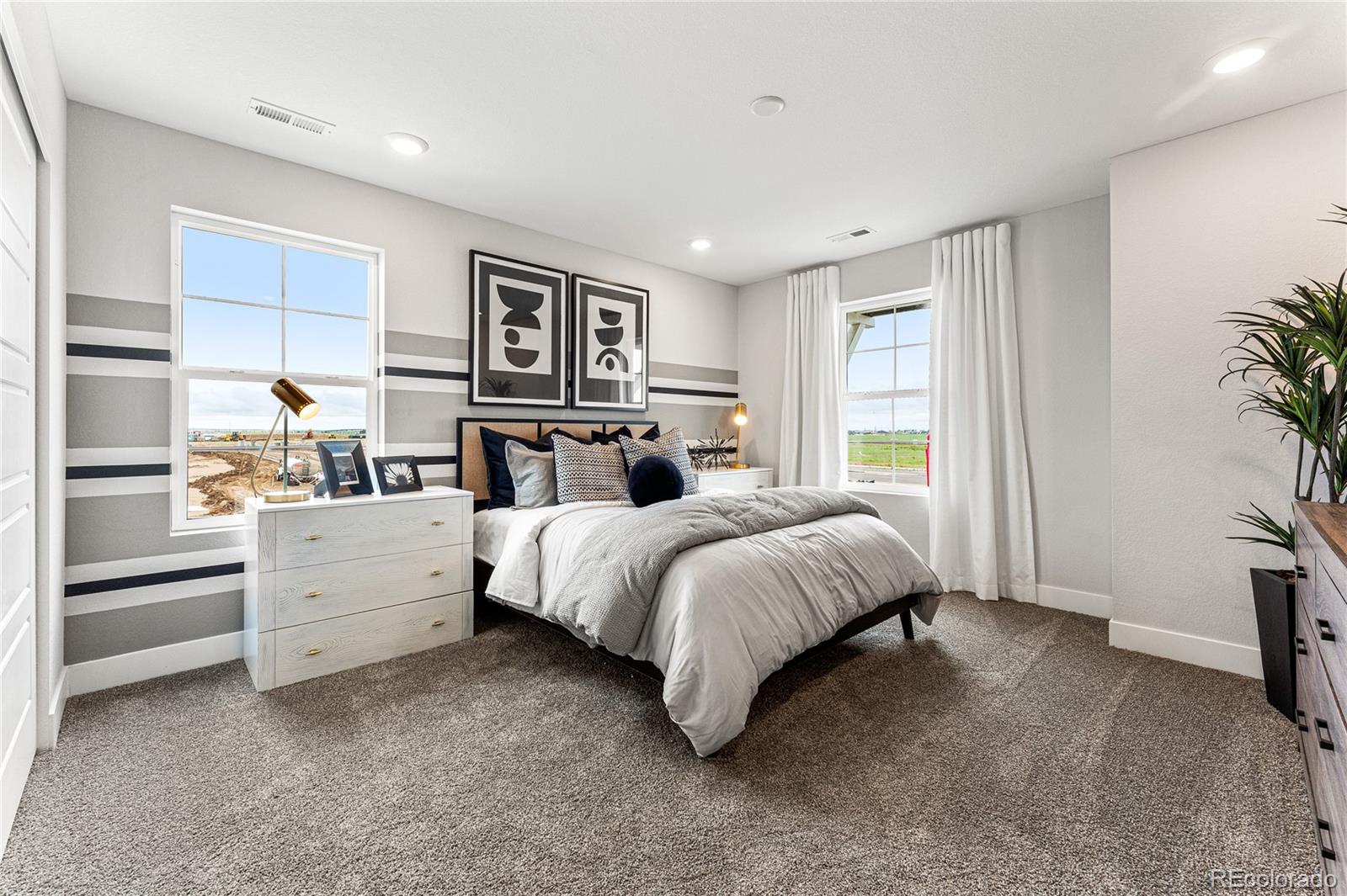 MLS Image #21 for 3402 n buchanan way,aurora, Colorado