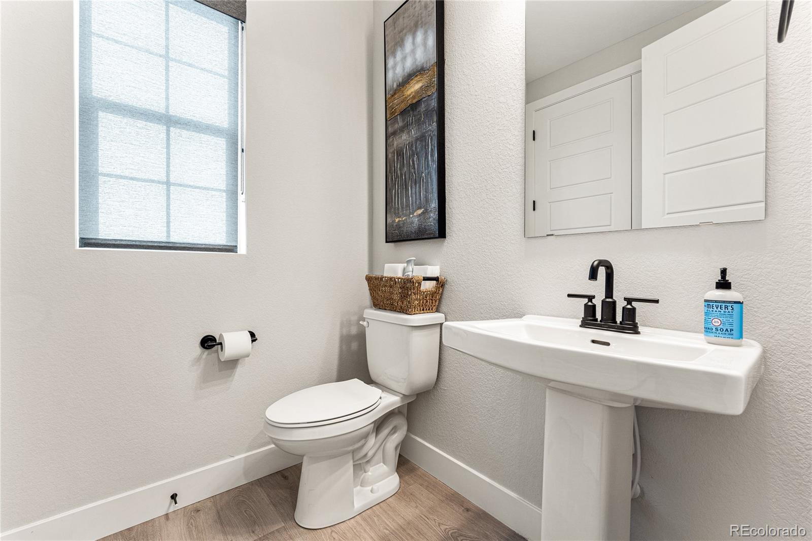 MLS Image #29 for 3402 n buchanan way,aurora, Colorado