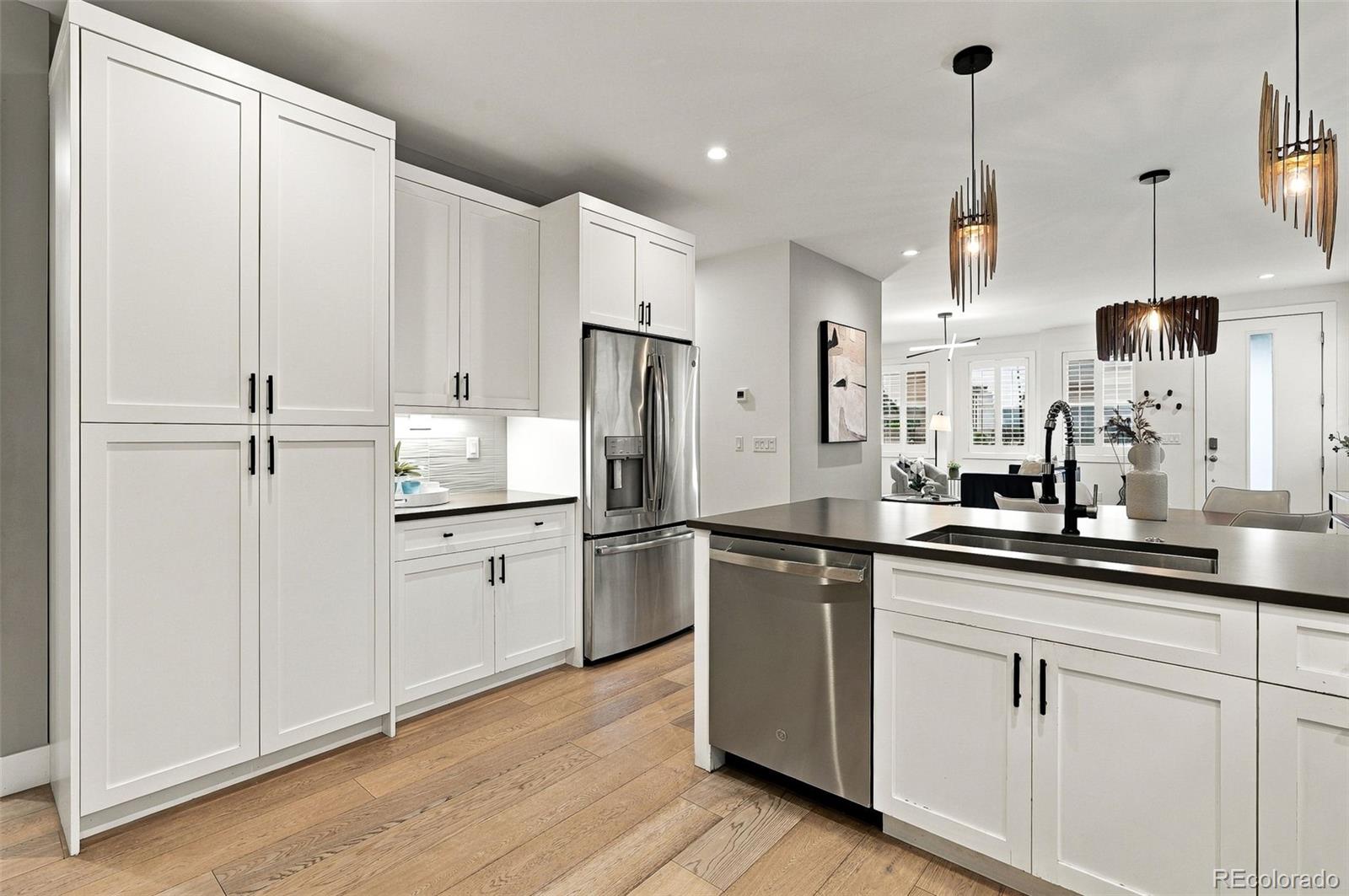 MLS Image #13 for 3296 s sherman street,englewood, Colorado