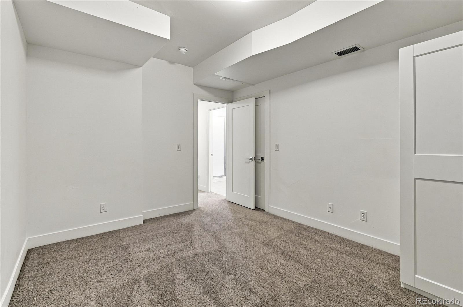 MLS Image #38 for 3296 s sherman street,englewood, Colorado