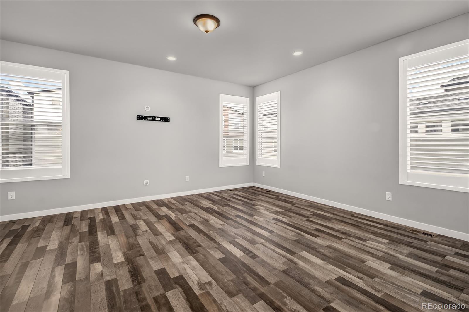 MLS Image #10 for 6352  rollick drive,colorado springs, Colorado