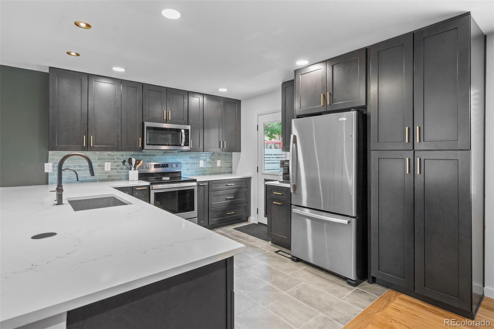 MLS Image #16 for 2137 s xenon street,lakewood, Colorado